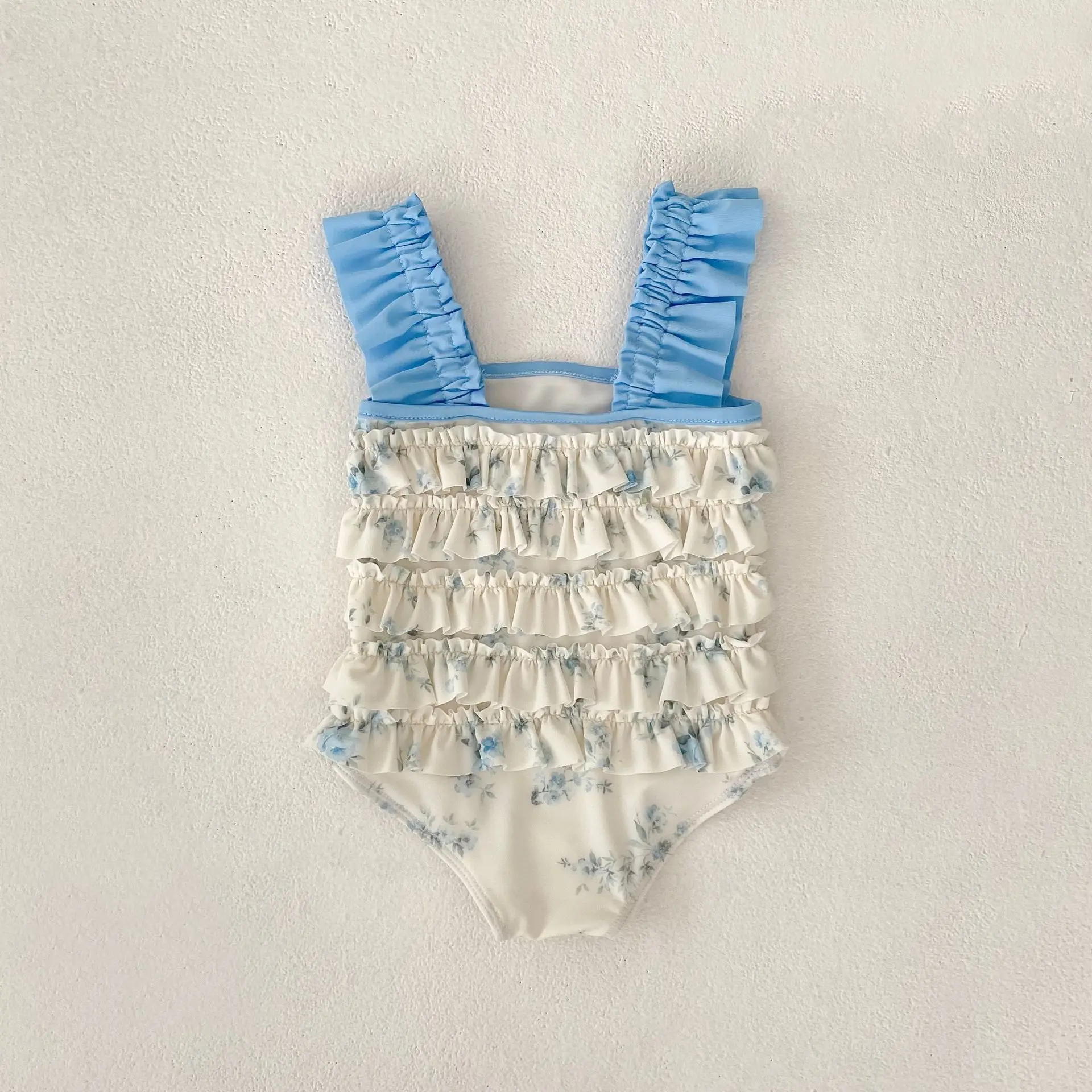 Spring and Autumn new 0-3 year old baby clothing, baby girl swimsuit, cake lace one-piece vest swimsuit