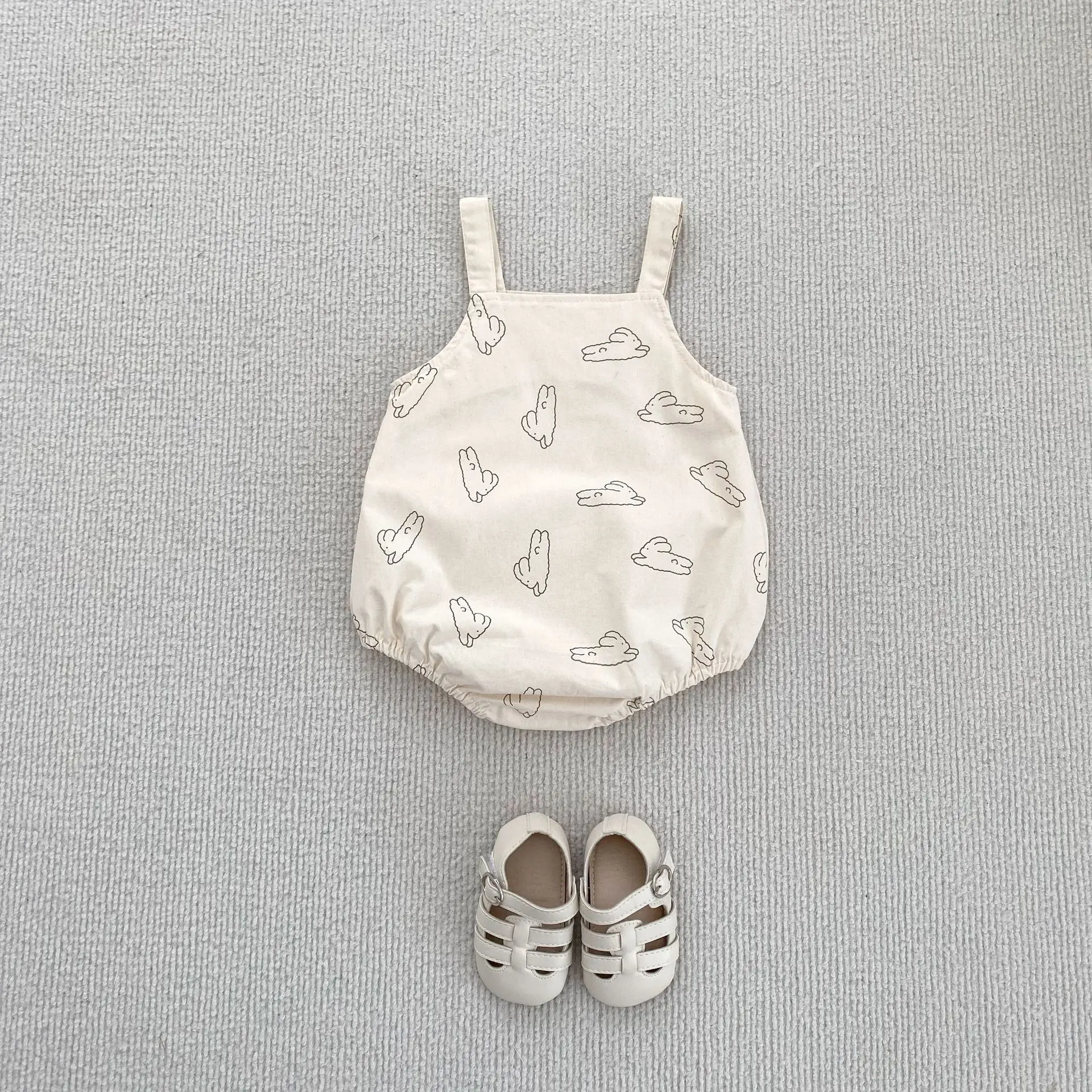 Summer new 0-3 year old baby clothing, cute rabbit printed overalls for boys and girls, casual jumpsuit