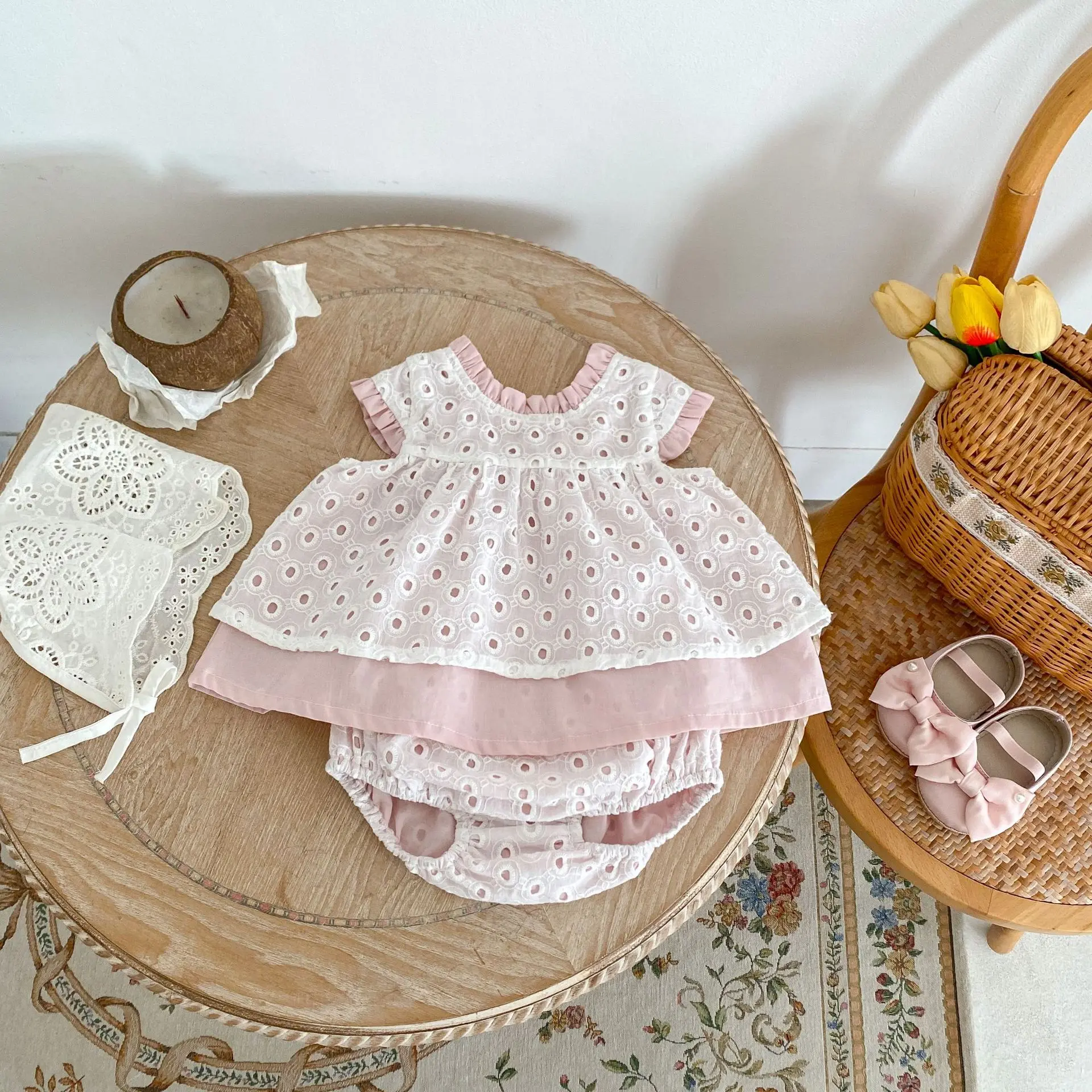 Summer new 0-3 year old baby clothing, baby girl set, hollowed out double-layer top+shorts