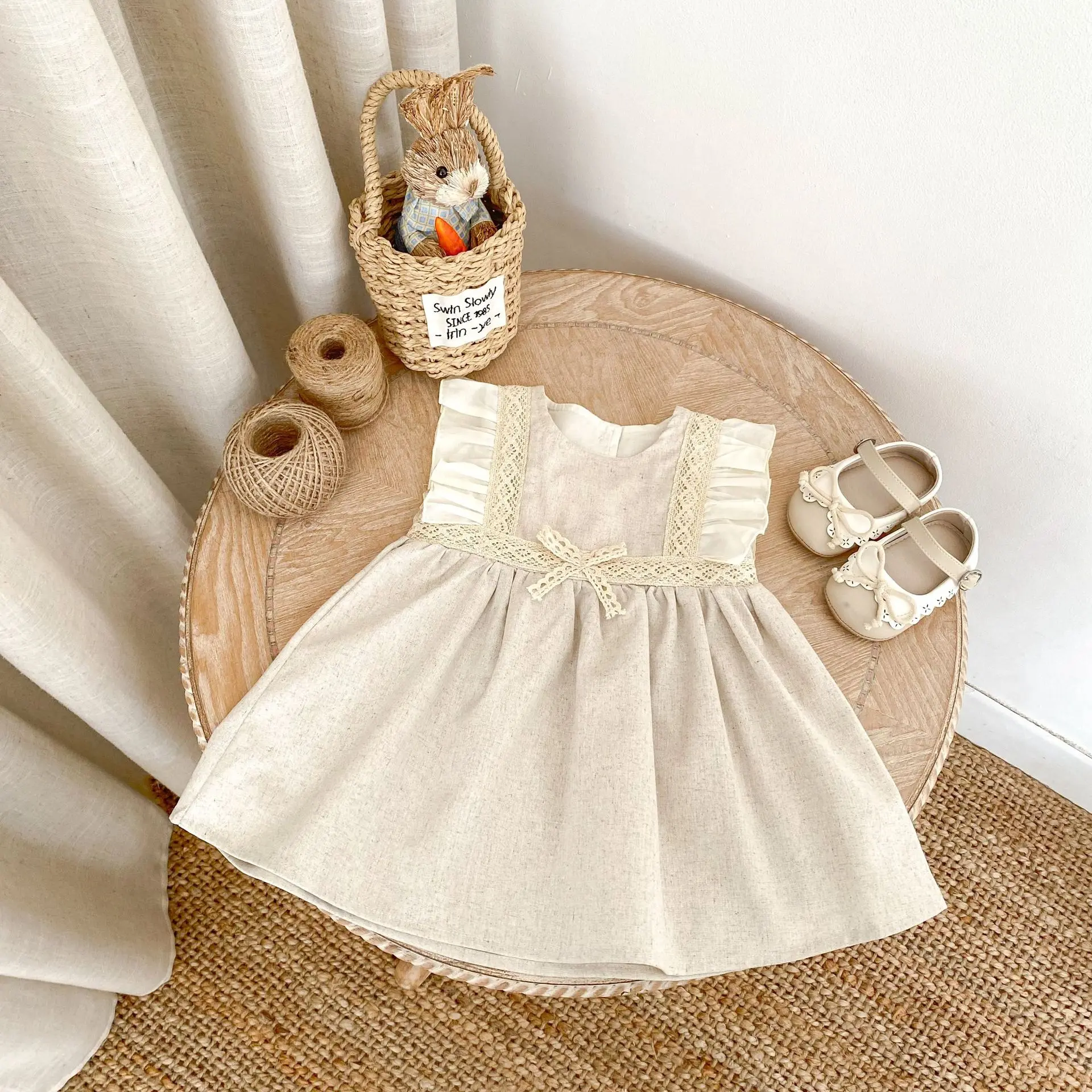 Summer new 0-3 year old baby clothing, baby girl contrasting color flying sleeve dress, sweet princess dress