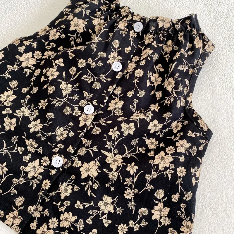 New summer baby clothing, set of 2 pieces for girls aged 0-3 with floral wood ear collar sleeveless top and buttocks shorts