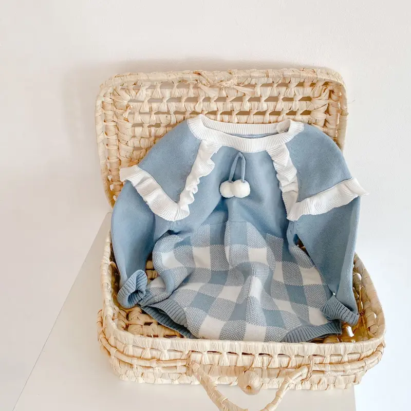 New baby clothing for autumn season, women aged 0-2, plaid long sleeved patchwork cotton jumpsuit