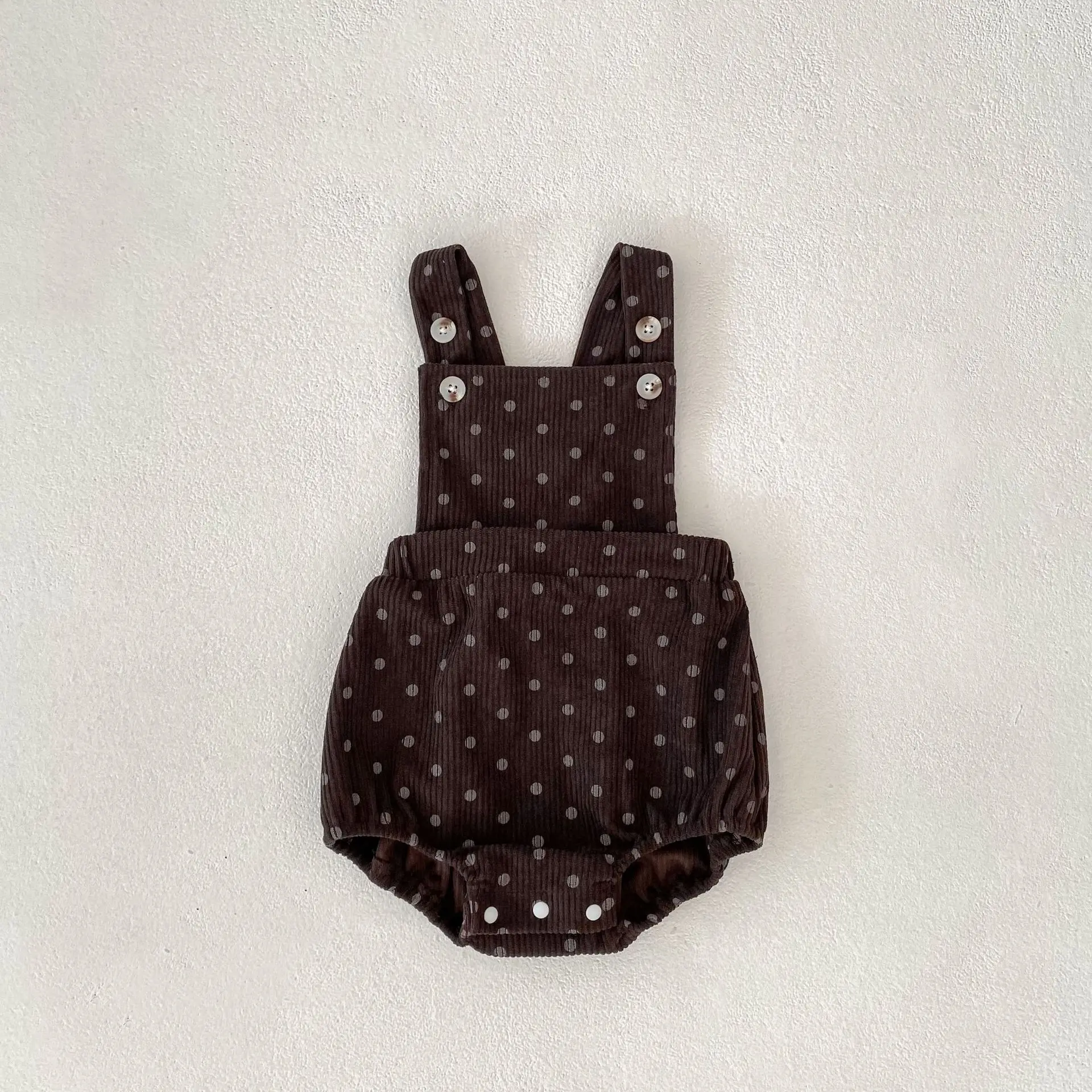 New autumn baby clothing for 0-3 years old, fashionable baby jumpsuit, trendy polka dot shoulder strap jumpsuit