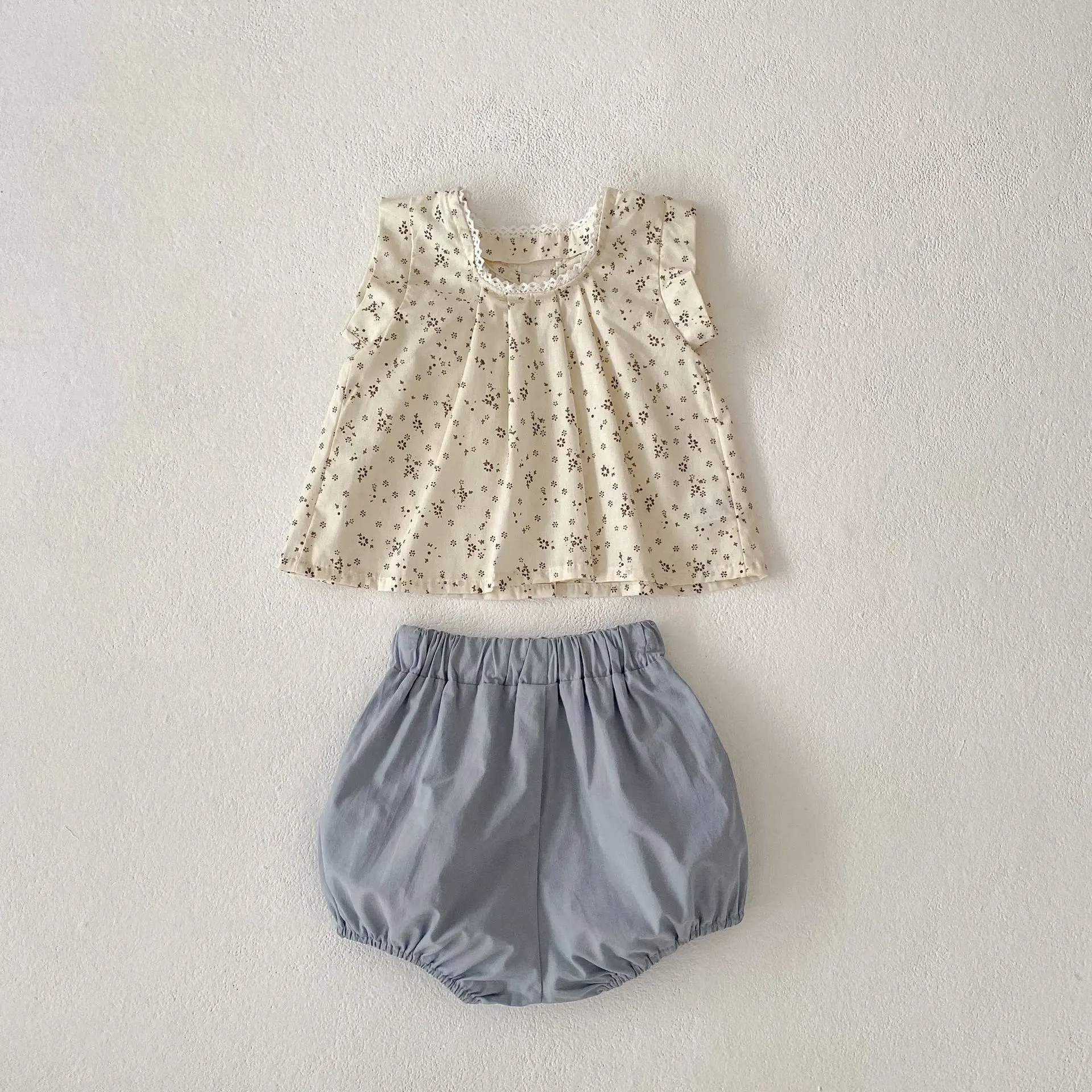 Summer new 0-3 year old baby clothing, cute baby girl set, exquisite floral short sleeved top+loose shorts