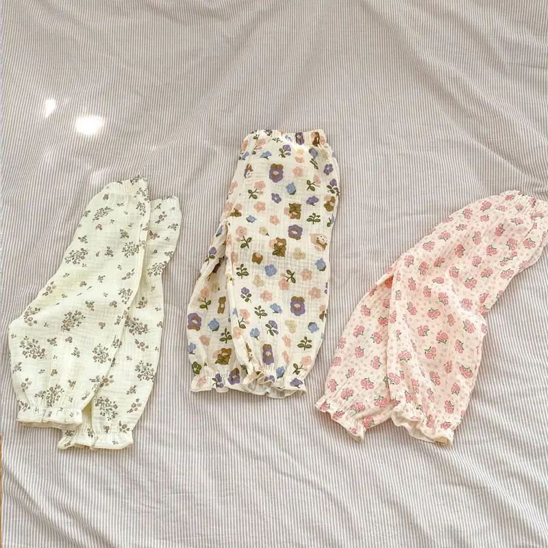 New summer baby clothing, beautiful floral cotton pants for girls aged 0-3, versatile mosquito repellent pants