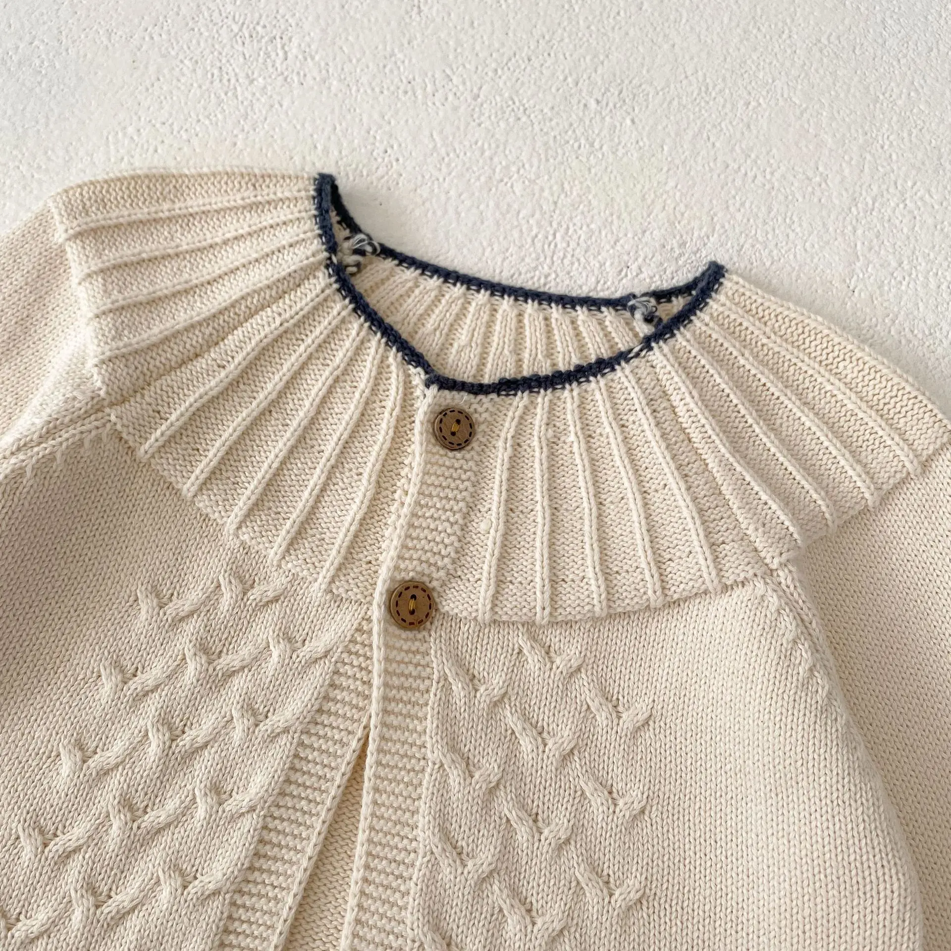 INS Spring, Autumn, Winter Fashion Single Item Girl Baby Sweater Cardigan Baby Sweater Herringbone Jacquard Knitted Coat