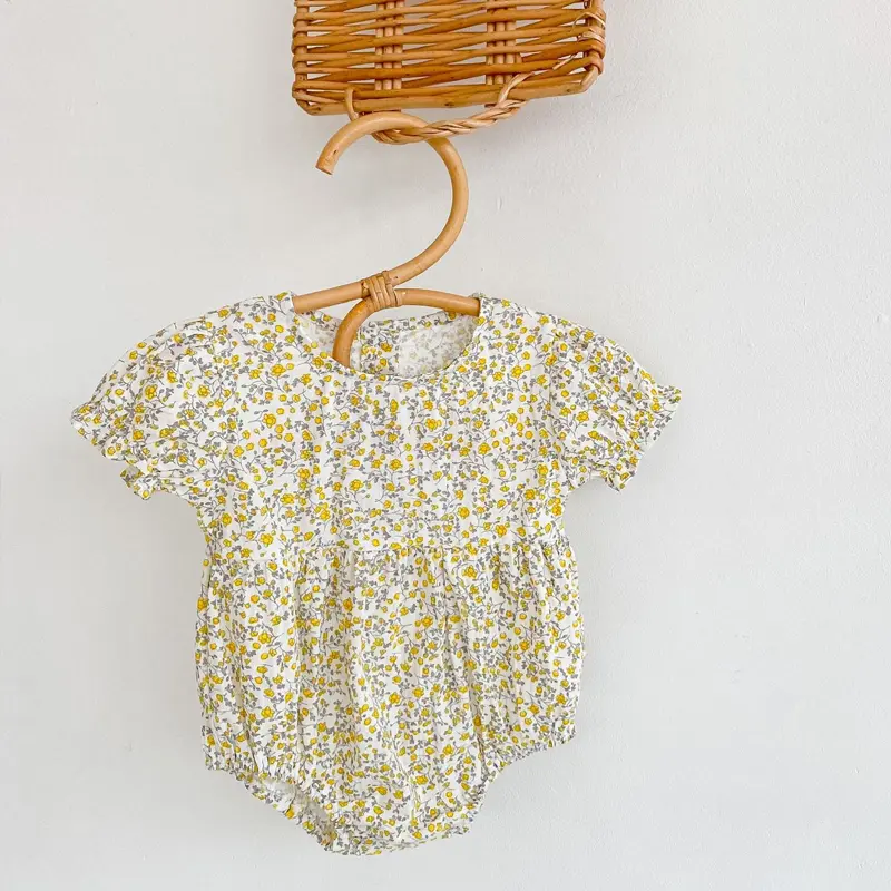 New summer baby clothing, 0-3 year old baby girl floral jumpsuit with suspender skirt set