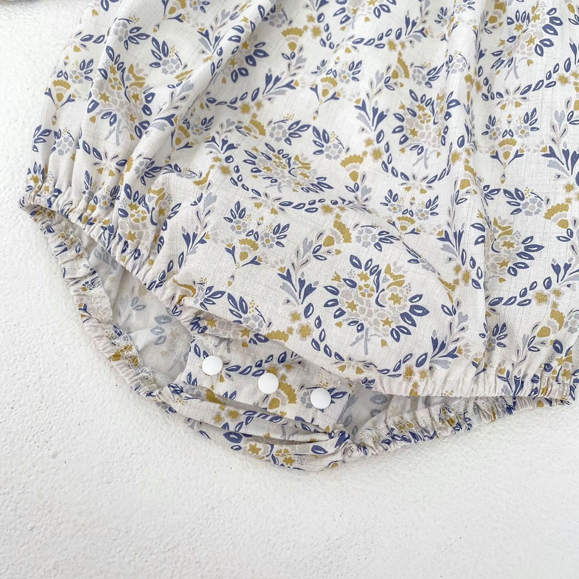 Spring and Autumn New Product Baby 0-3 Year Old Girl Baby Little Fresh Fragmented Flower Long sleeved Sweetheart Bag Fart Clothe