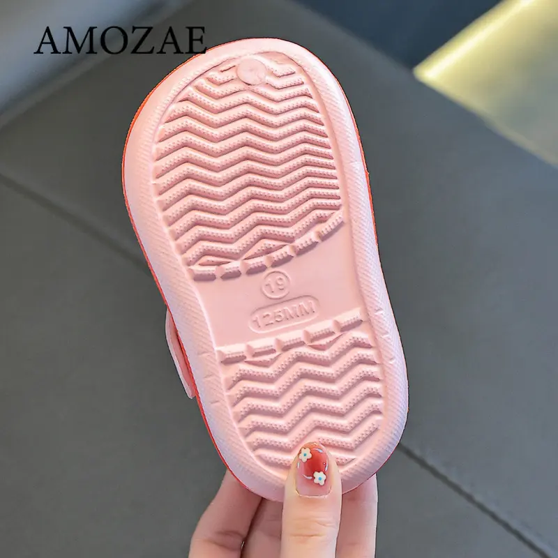 Kids Summer Sandals Cute Cartoon Breathable Children Indoor Shoes Non-Slip Holes Flat Heels Unisex Soft-Soled Slippers
