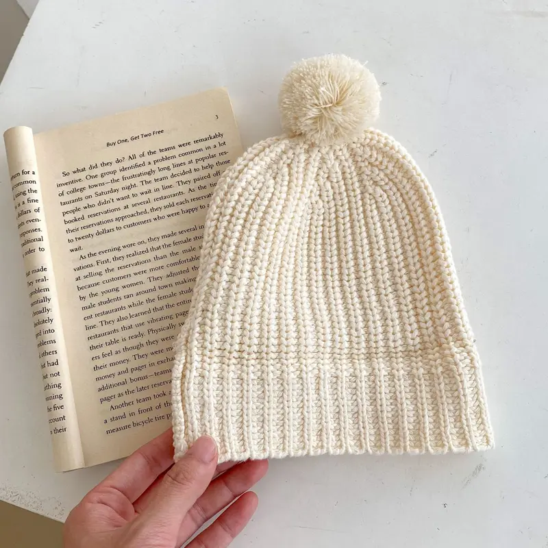 Winter New Baby Hat, 0-3 Year Old Girl Knitted Versatile Off White Knitted Net Red Cream Style