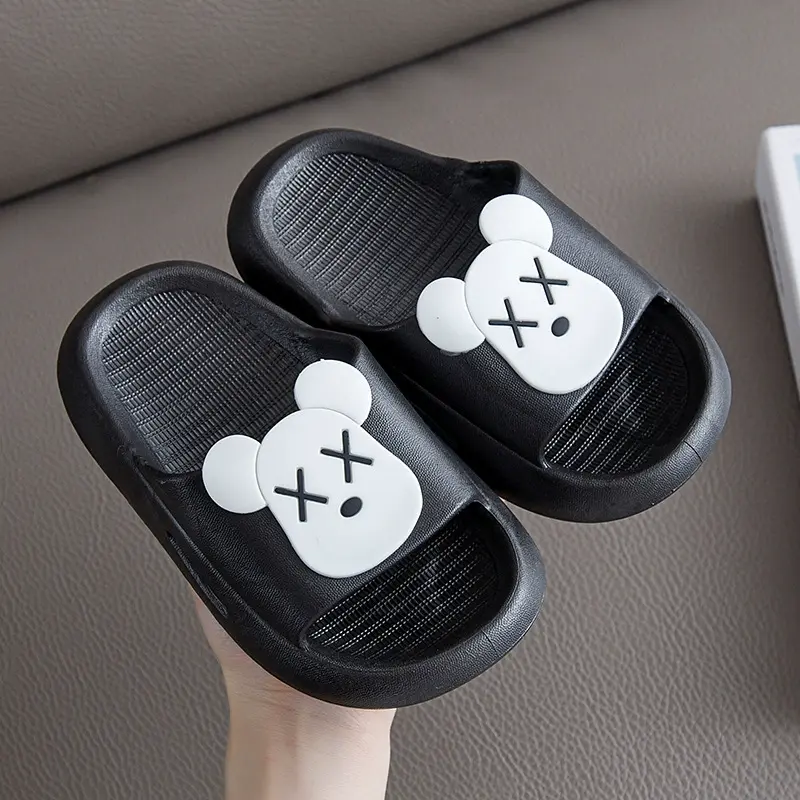 Children Cartoon Bear Slippers Non-Slip Kids Summer Beach Shoes for Boys Girls Outdoor Soft PVC Flip Flops