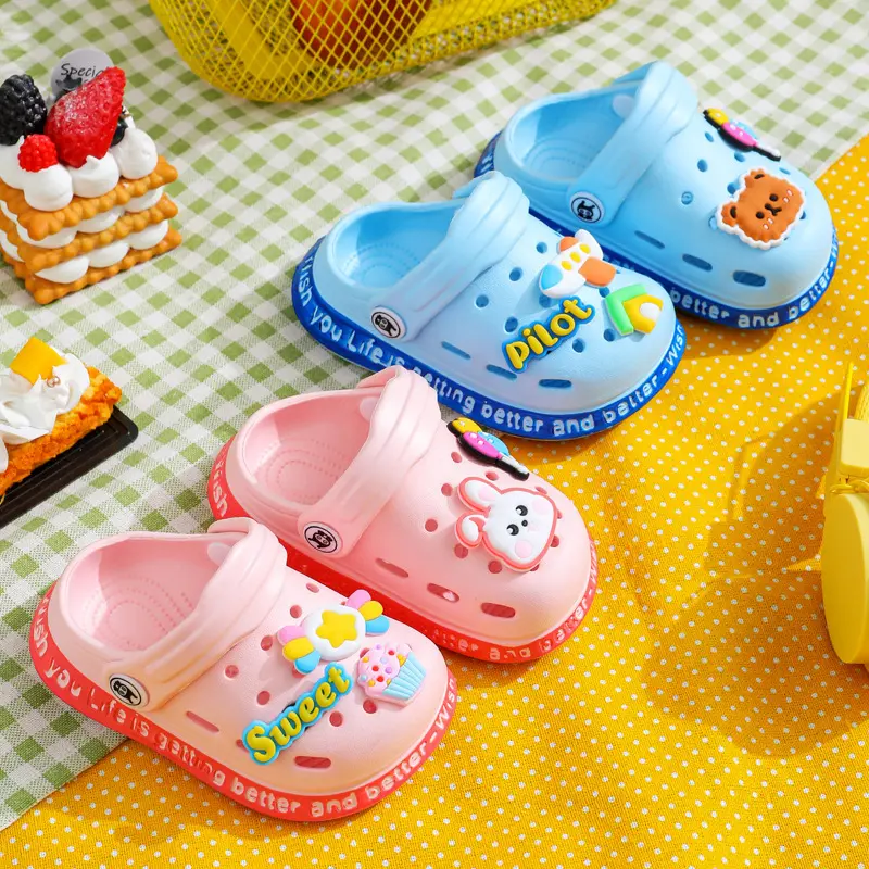 Summer Baby Kids Cartoon Sandals Soft Soles Non Slip Garden Clogs for Girls Boys Indoor Outdoor Playful Design New Products