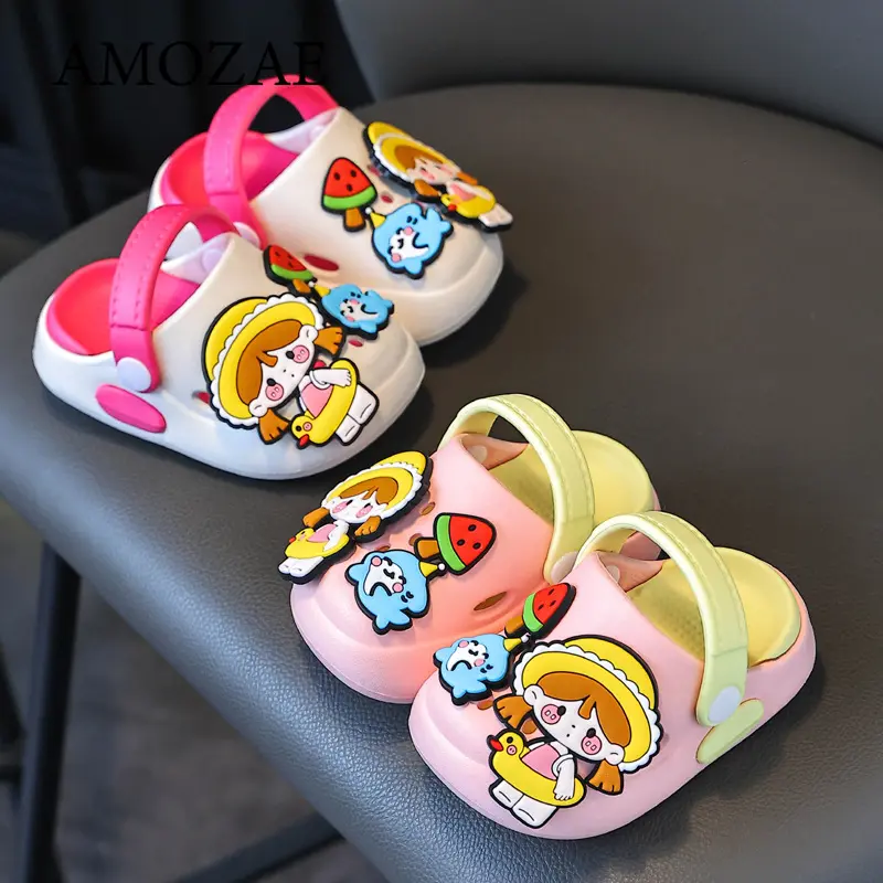 New Summer Children's Slippers Girls Cartoon Hole ShoeAnti Slip Outdoor Cool Mop Lightweight And Comfortable Sandals
