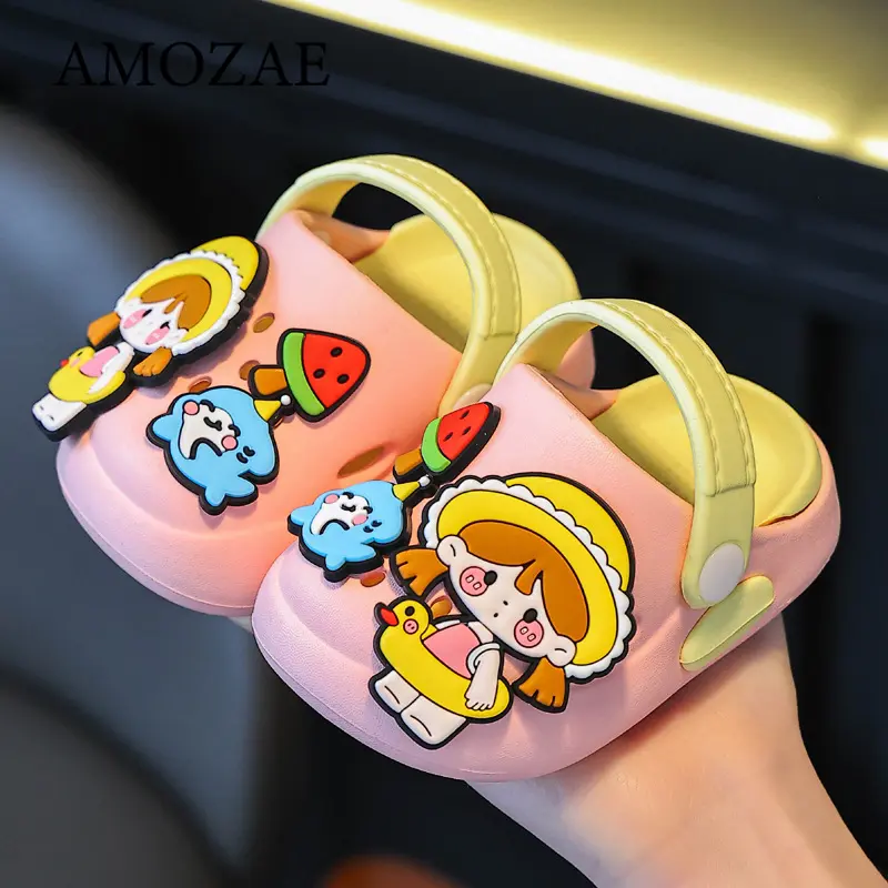New Summer Children's Slippers Girls Cartoon Hole ShoeAnti Slip Outdoor Cool Mop Lightweight And Comfortable Sandals