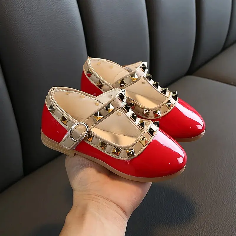 Children Casual Shoes Girls Spring Autumn Leather Shoes Fashion Rivet Princess Baby Shoes Kids Girls Sandals