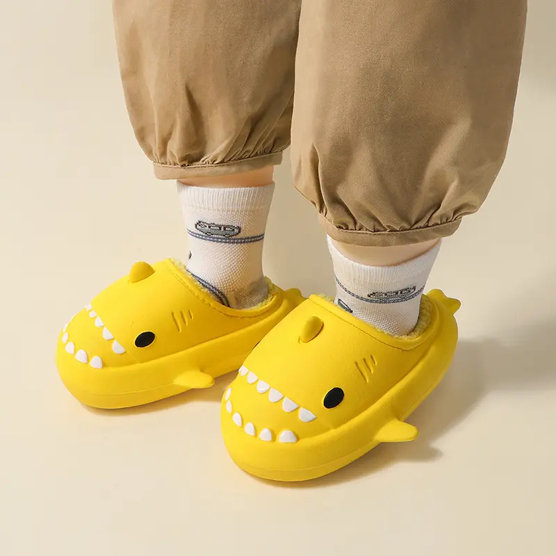 Children Winter Cozy Waterproof Cartoon Shark Slippers for Boys Girls Indoor Outdoor Plush Furry Home Shoes with Thick Bottom