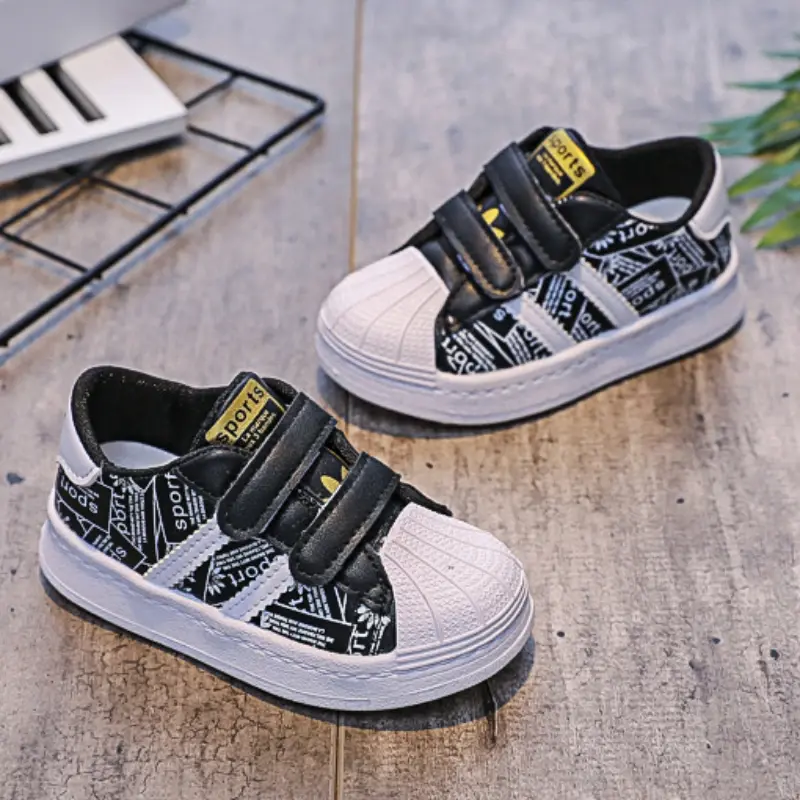 Boys' Shoes 2025 Spring New Children's Leather Surface Lightweight Breathable Primary School Boys and Girls Sports White Shoes