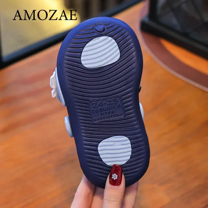 EVA Ultra Light Cool Boys Baby Toddler Anti Slip Hole Shoes Children's Sandals Cartoon Home Bathroom Beach Sandals Slippers