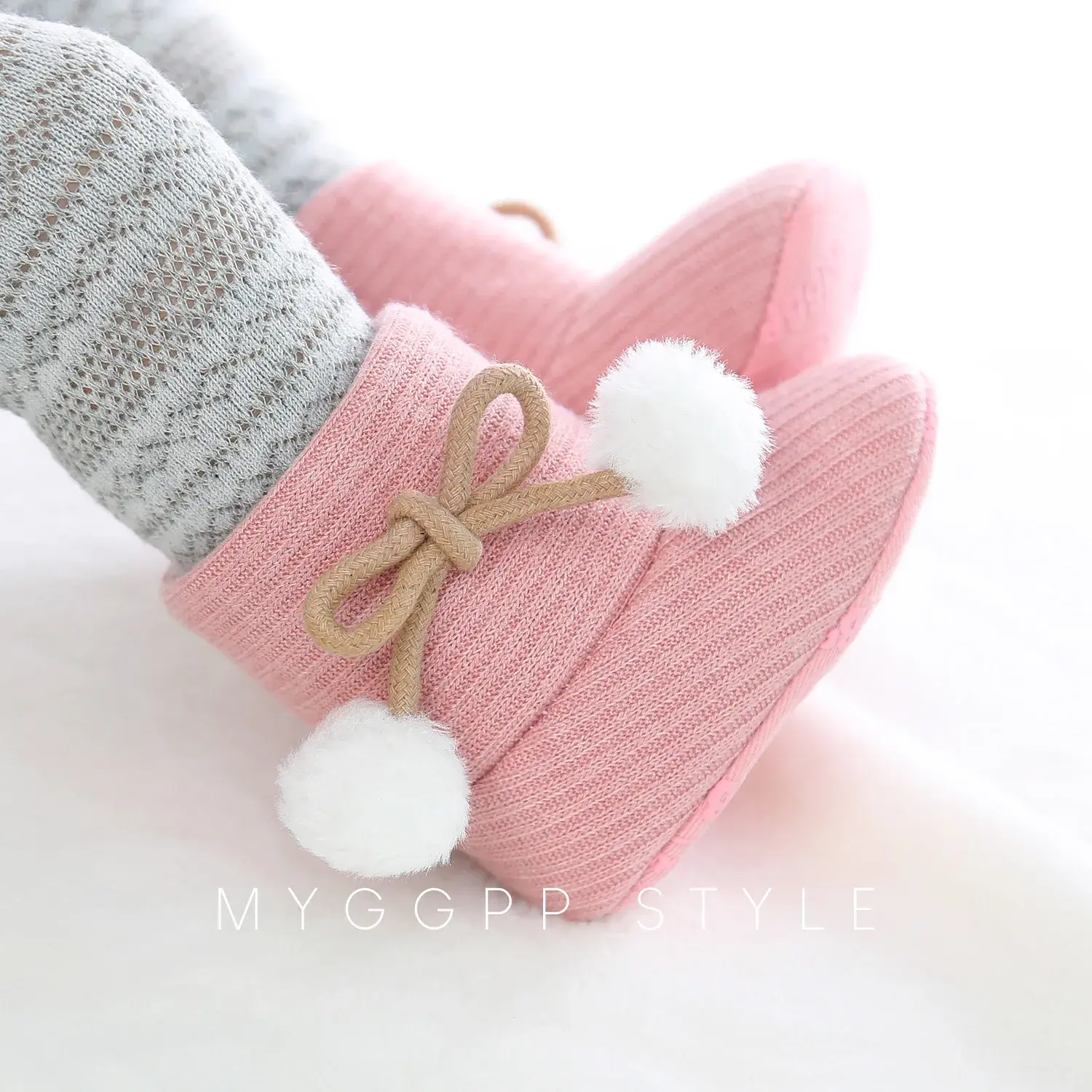 Baby Boots Baby Winter Snow Warm Fluff Balls Indoor Cottton Soft Rubber Sole Infant Newborn Toddler Baby Shoes