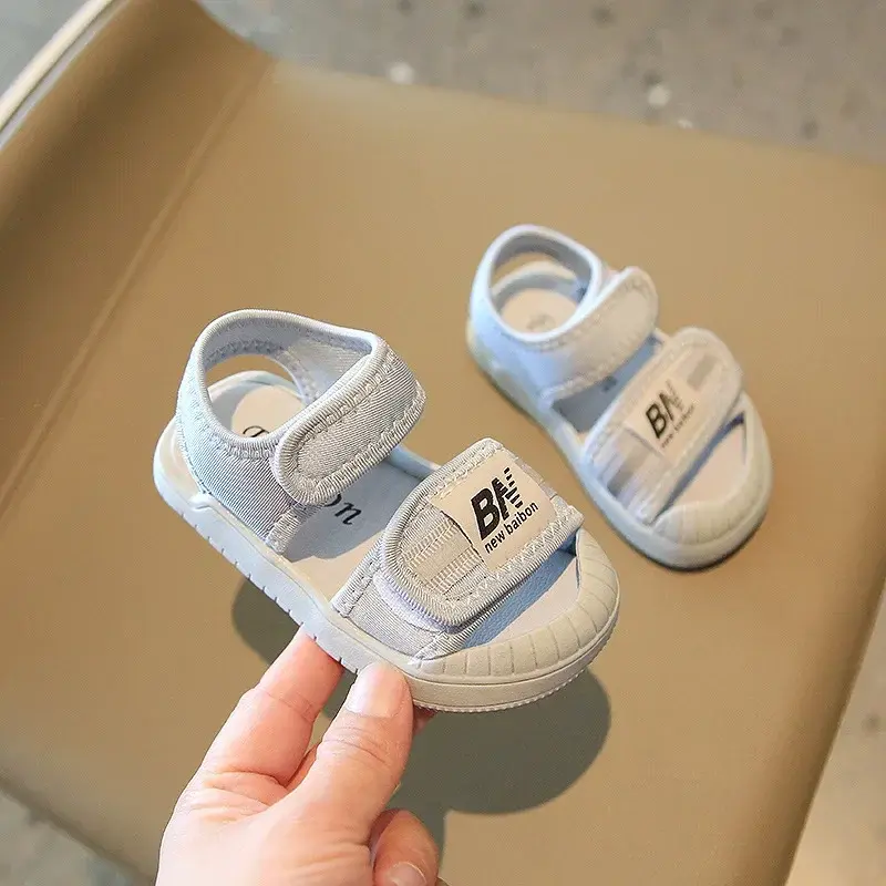 Children's Magic Slippers Soft Sole Anti-Slip Summer Shoes For Boys And Girls Baby Students Beach Shoes Medium To Large Size