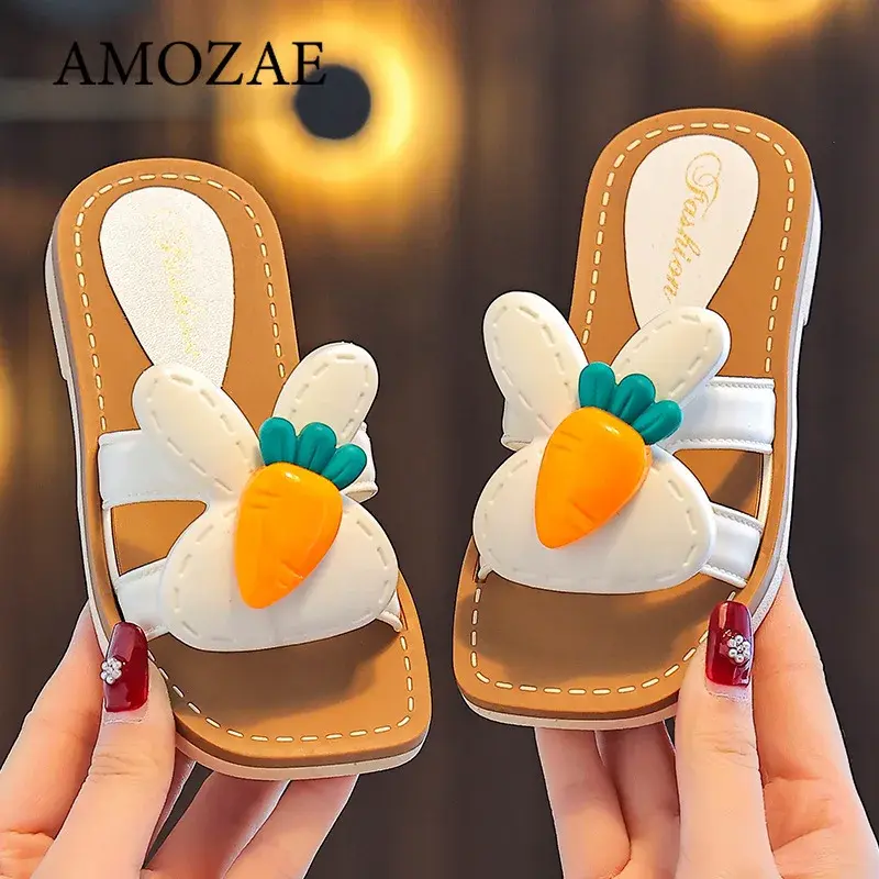 Fashion Children Girls Slippers Letter M Flowers Carrot Cute Beach Slipper Summer Indoor Outdoor Sole Non-slip Daily Dress Shoes