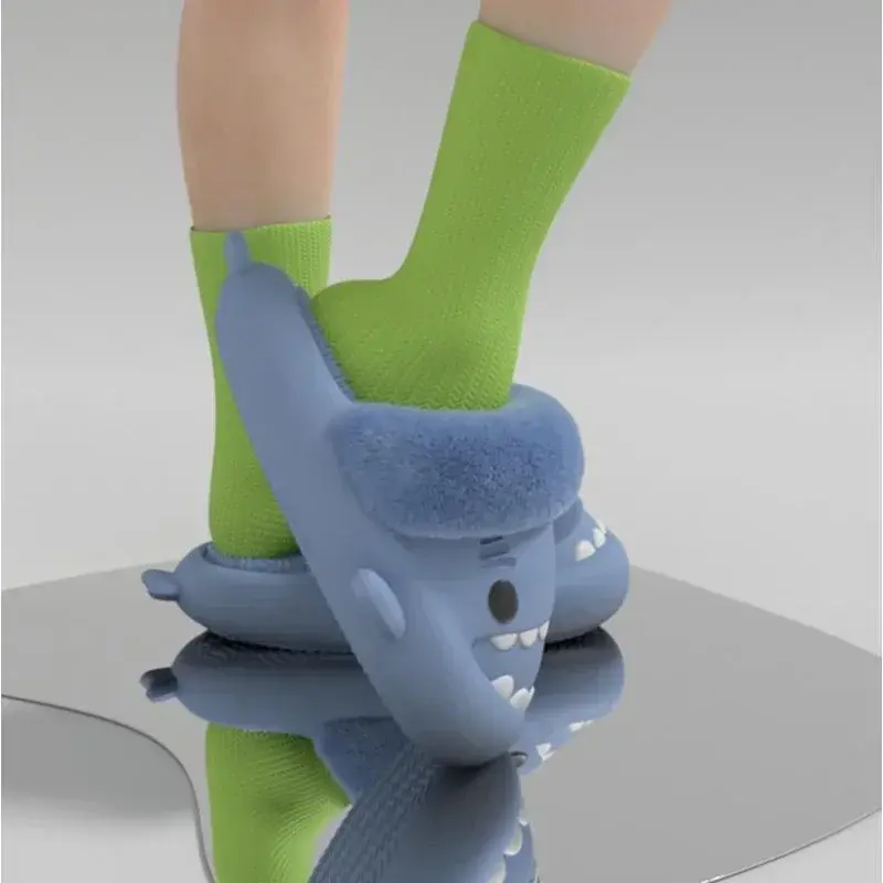 Winter Children‘s Slippers 2025 New Kids Slippers Shark Warm Plush Indoor Autumn Non-Slip Soft Plush Slipper for Boys Girls
