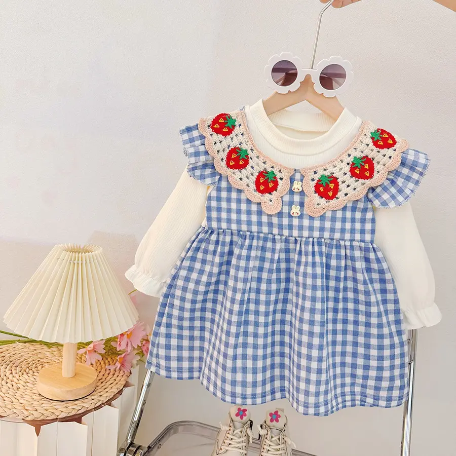 New Spring And Autumn Baby Girl Long Sleeve Dress Sweet Strawberry Plaid Children'S Clothing (9 Months -3 Years Old)