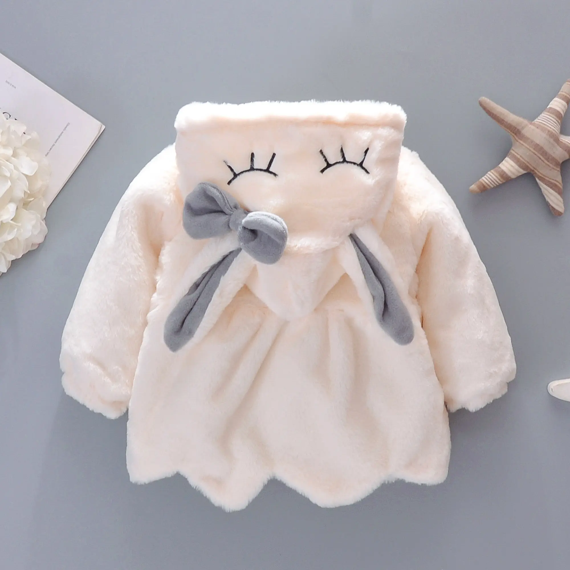 Autumn and Winter New Girls' Wool Sweater Coat Children's Bow Long Ear Hooded Light Winter Yarn Thread Clip Thin Cotton Outwear