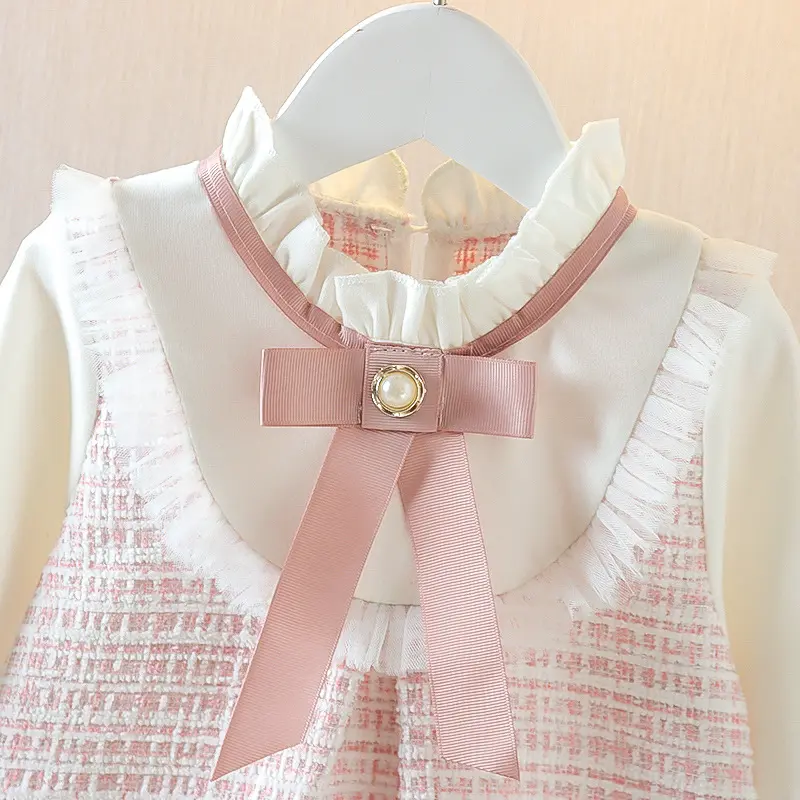 Long Sleeved Baby Girl Dress With Spring And Autumn Bow Lace Splicing Small Plaid Sweet Long Sleeved Dress