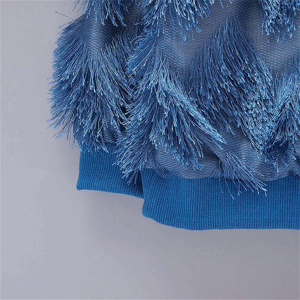 Girls' autumn and winter new plush tassel sweater children's round neck winter outfit thickened out top cute bottom shirt