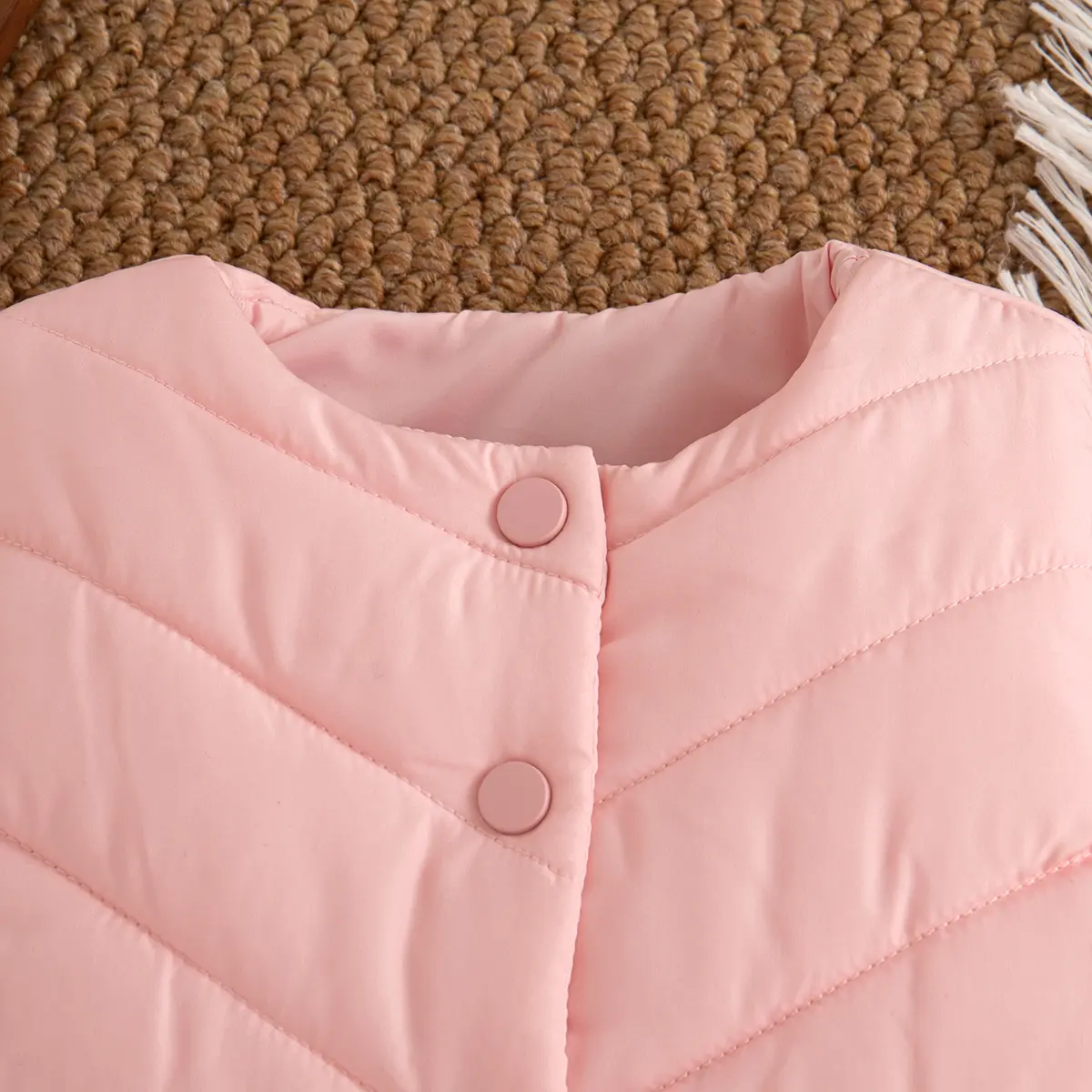 Baby Girl Clothing Winter New Sleeveless Girl Clothes Round Neck Solid Color Sweet Bow Button Baby Down Jacket