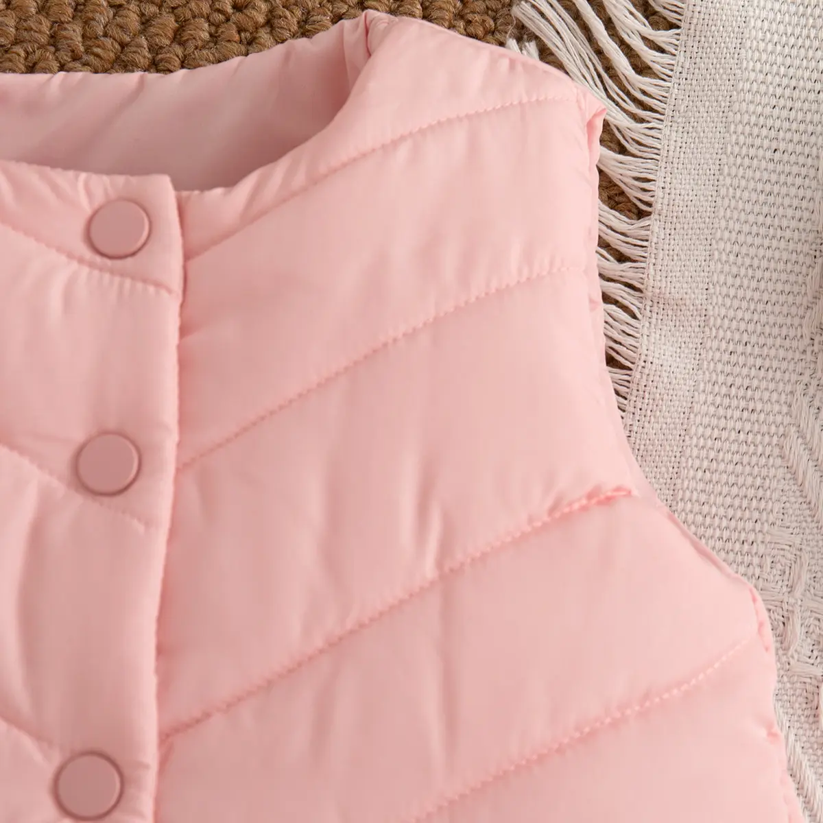 Baby Girl Clothing Winter New Sleeveless Girl Clothes Round Neck Solid Color Sweet Bow Button Baby Down Jacket
