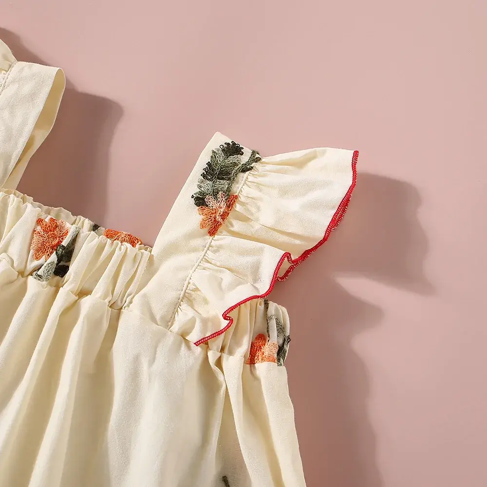 Summer Girl Cotton Sleeveless Set 2/Piece Girl Flower Embroidered Little Flying Sleeve Top+Solid Color Shorts