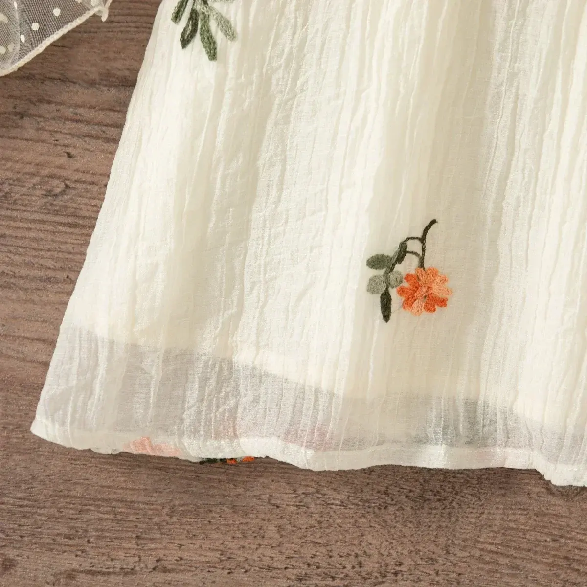 Beach Girls' Dress Summer Girls' Flower Embroidery Decoration Round Neck Sleeveless Princess Dress Children's Clothing
