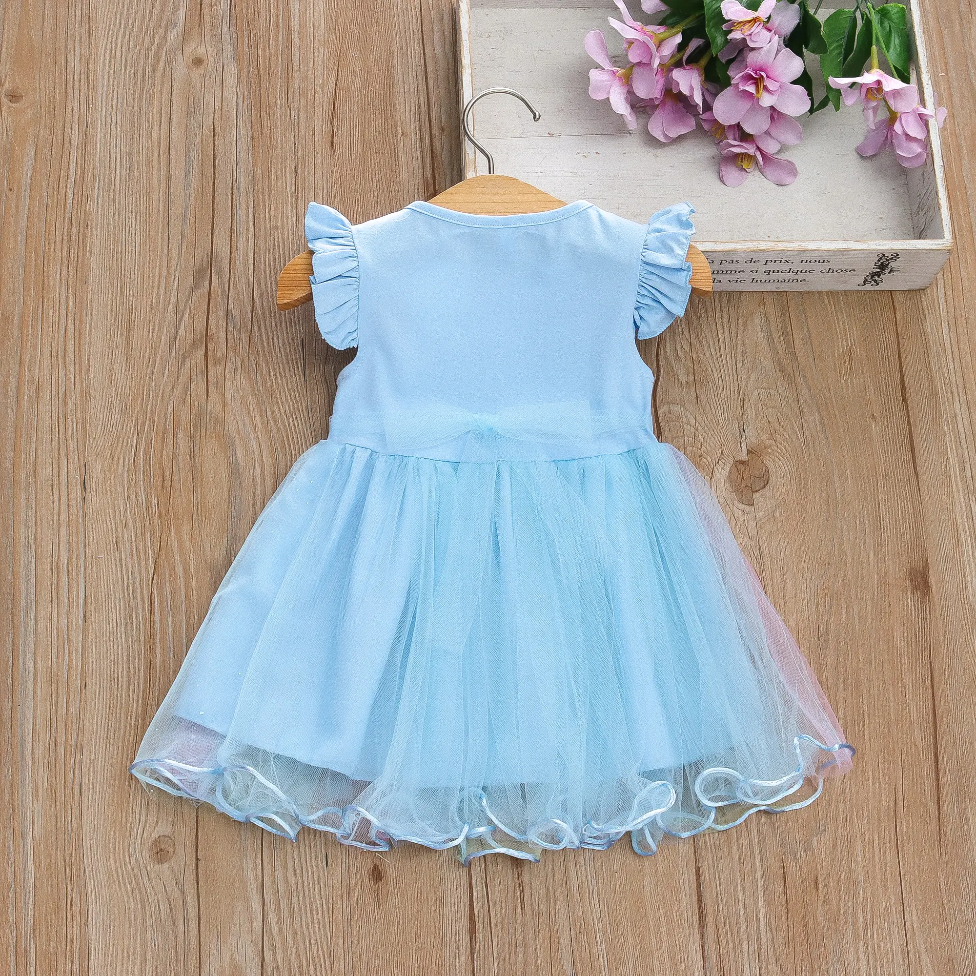 Girls' New Summer Little Flying Sleeve Cartoon Print Dress with Children's Patchwork Gradient Mesh Pengpeng Princess Dress