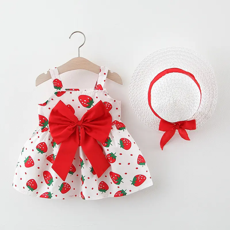 Dress and hat two-piece set for summer girls fresh and fresh full of strawberry print large bow and suspender dress