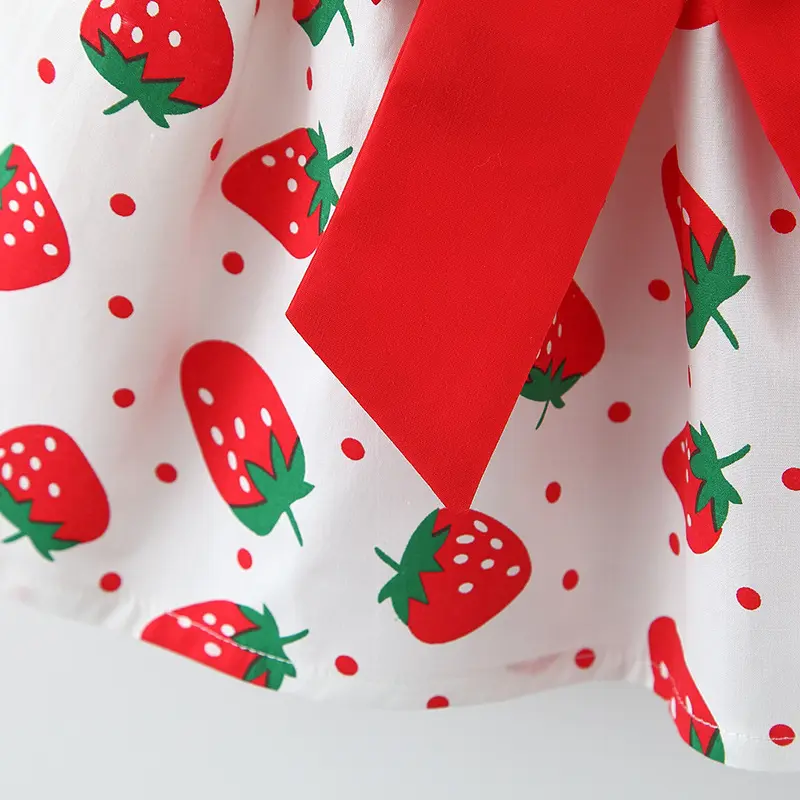 Dress and hat two-piece set for summer girls fresh and fresh full of strawberry print large bow and suspender dress