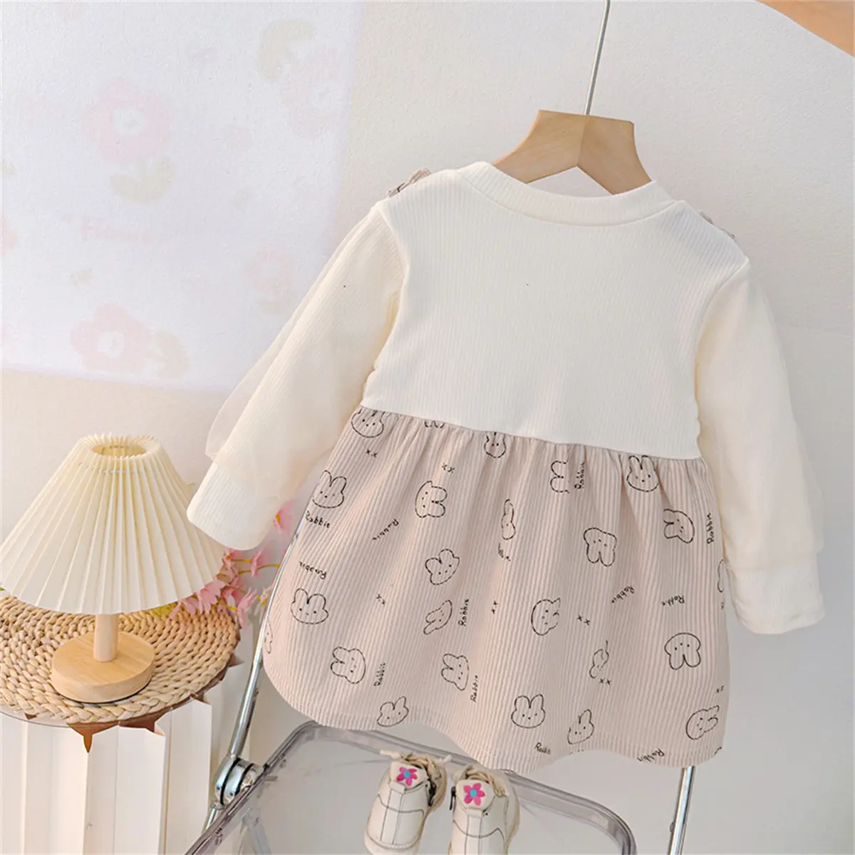 Casual Dresses For Girls Autumn New Long Sleeved Baby Dresses Cartoon Rabbit Print Sweet Bow Ruffle Clothes Girl