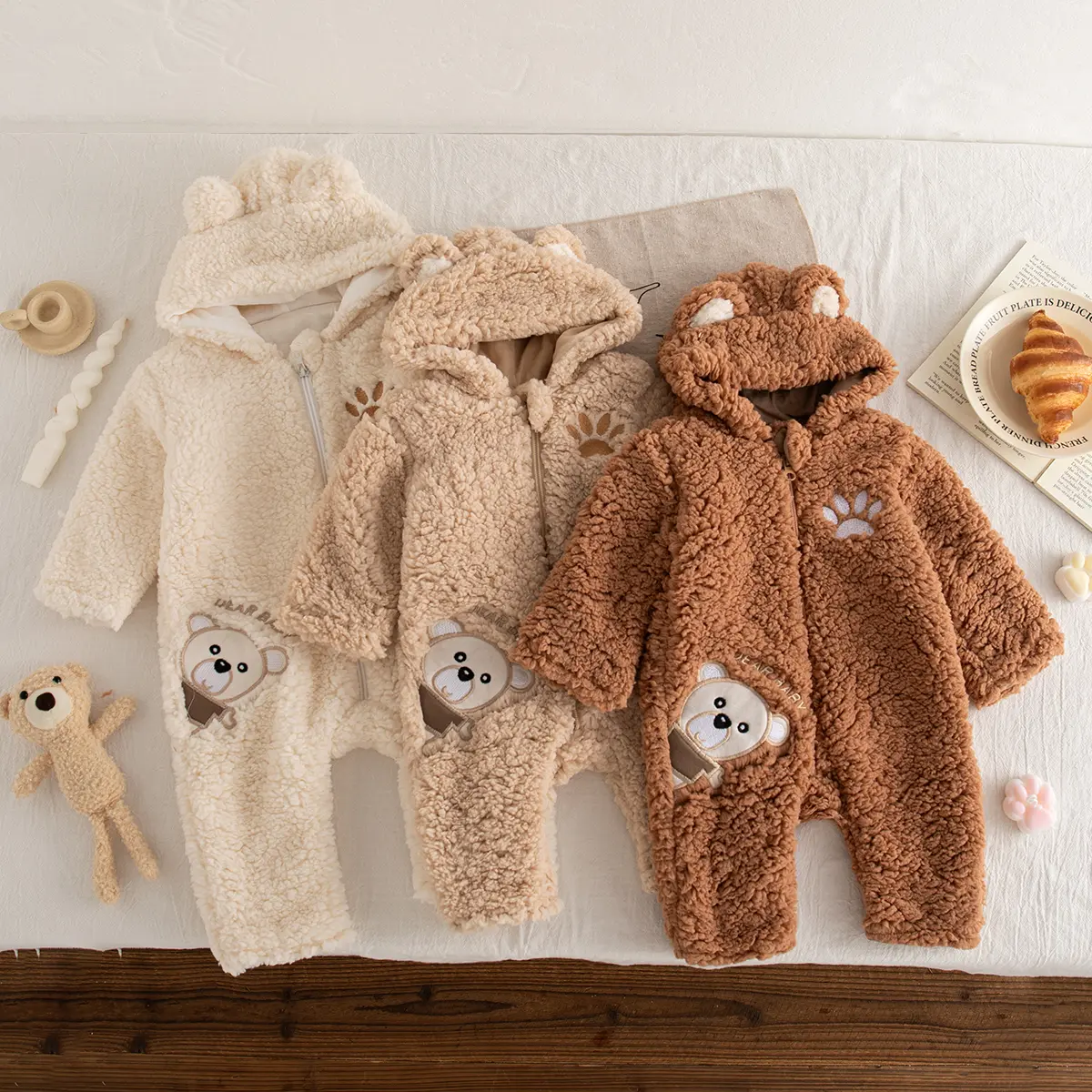 New Born Baby Items Winter New Long Sleeved Newborn Clothes Teddy Bear Print Hooded Cute Ear Zipper Baby Clothing