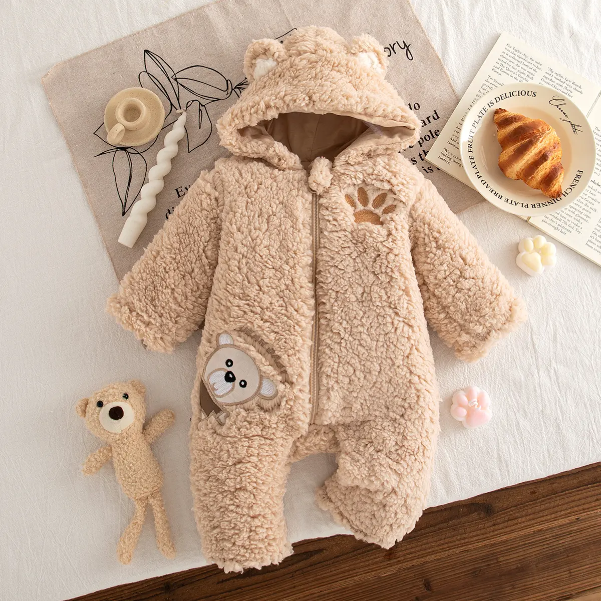 New Born Baby Items Winter New Long Sleeved Newborn Clothes Teddy Bear Print Hooded Cute Ear Zipper Baby Clothing