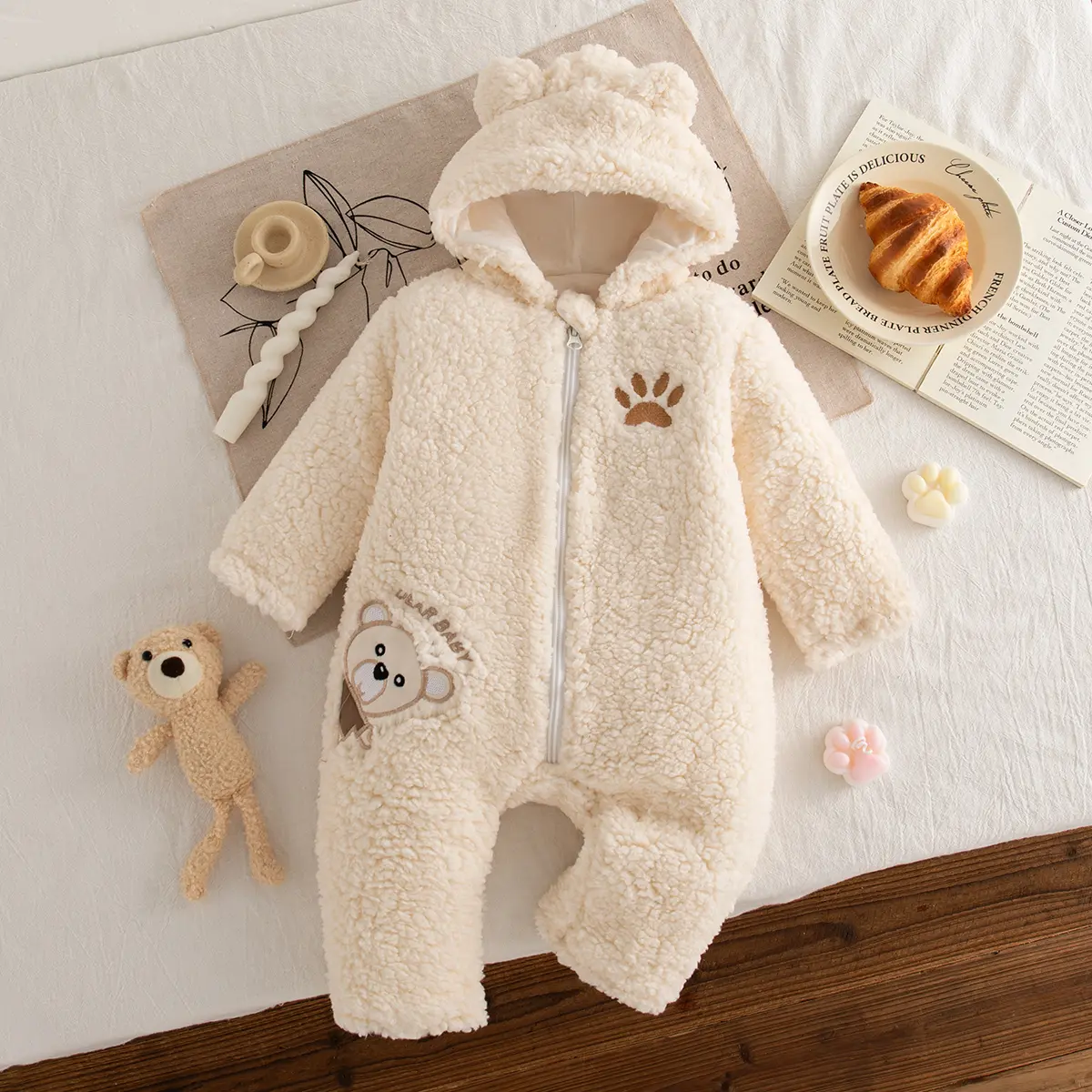 New Born Baby Items Winter New Long Sleeved Newborn Clothes Teddy Bear Print Hooded Cute Ear Zipper Baby Clothing