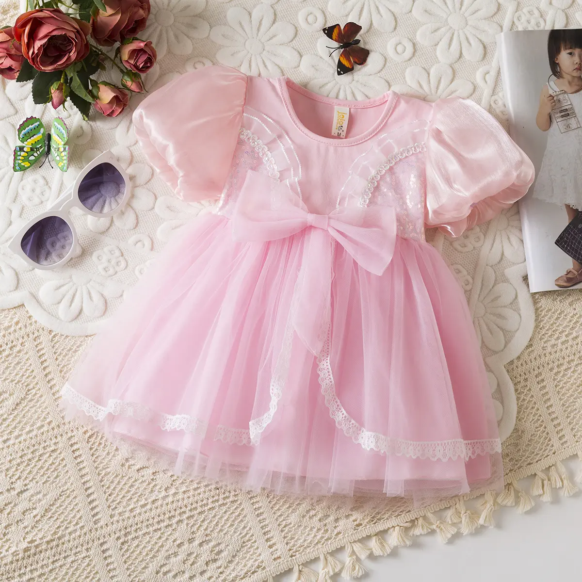 Girl Princess Dress Summer New Short Sleeved Baby Dress Mesh Sequins Lace Border Sweet Bow Baby Girl Clothes
