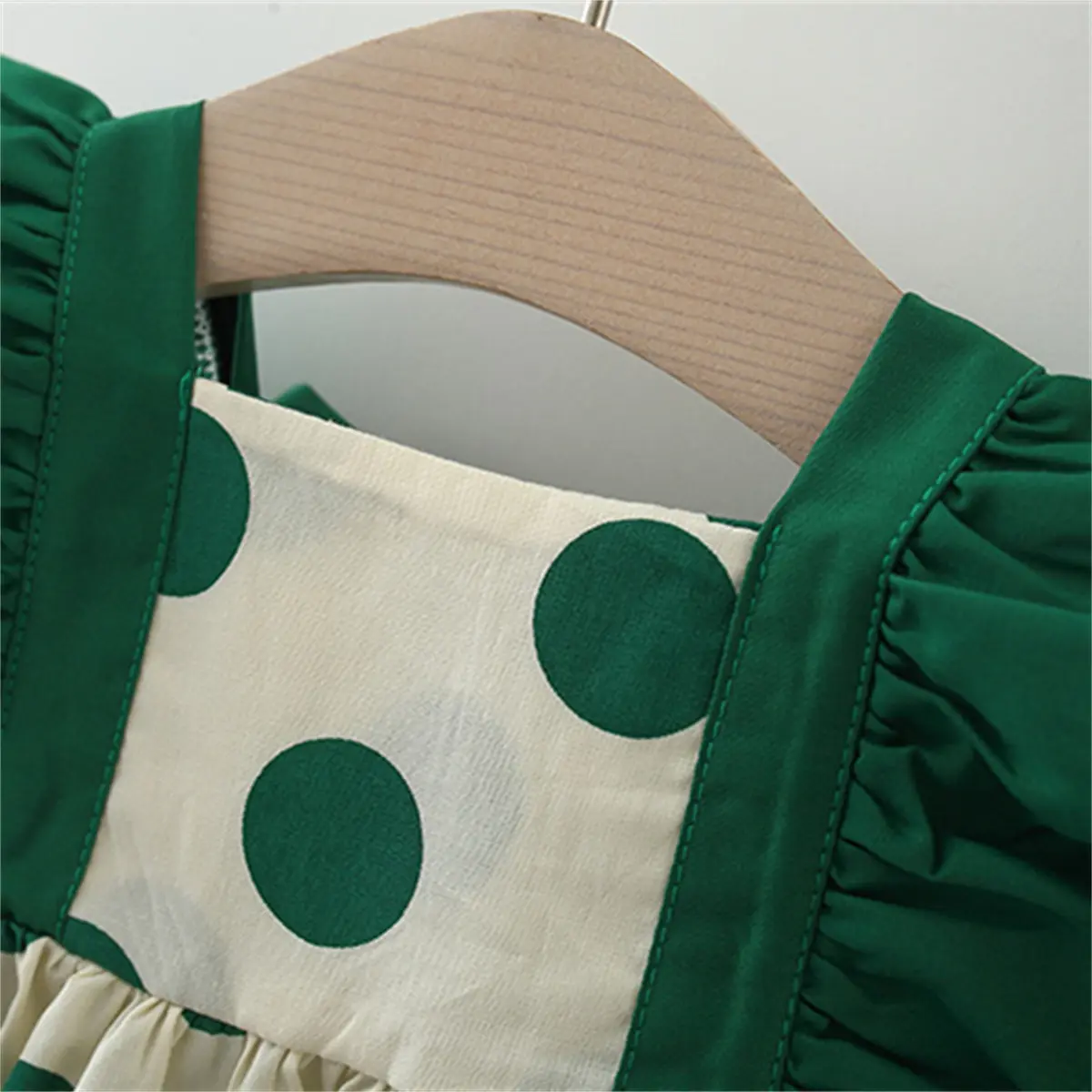 2-Piece Summer Baby Girl Cotton Dress And Hat With Hollowed Out Lace Polka Dot Sleeveless Korean Version Baby Dress