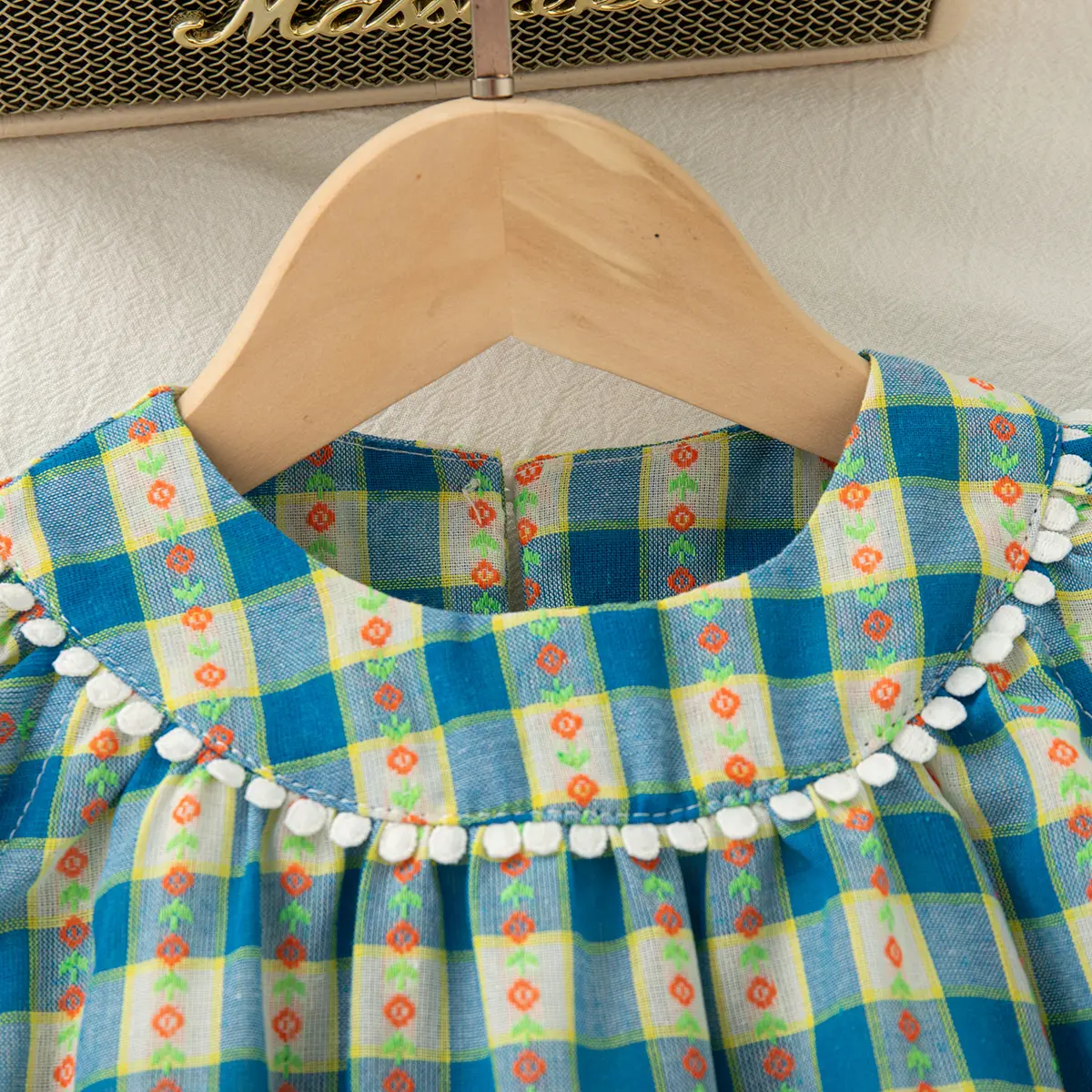 Girls Dress Summer New Sleeveless Plaid Baby Girl Dresses Sweet Floral Print Round Neck Ruffled Edges Baby Clothing