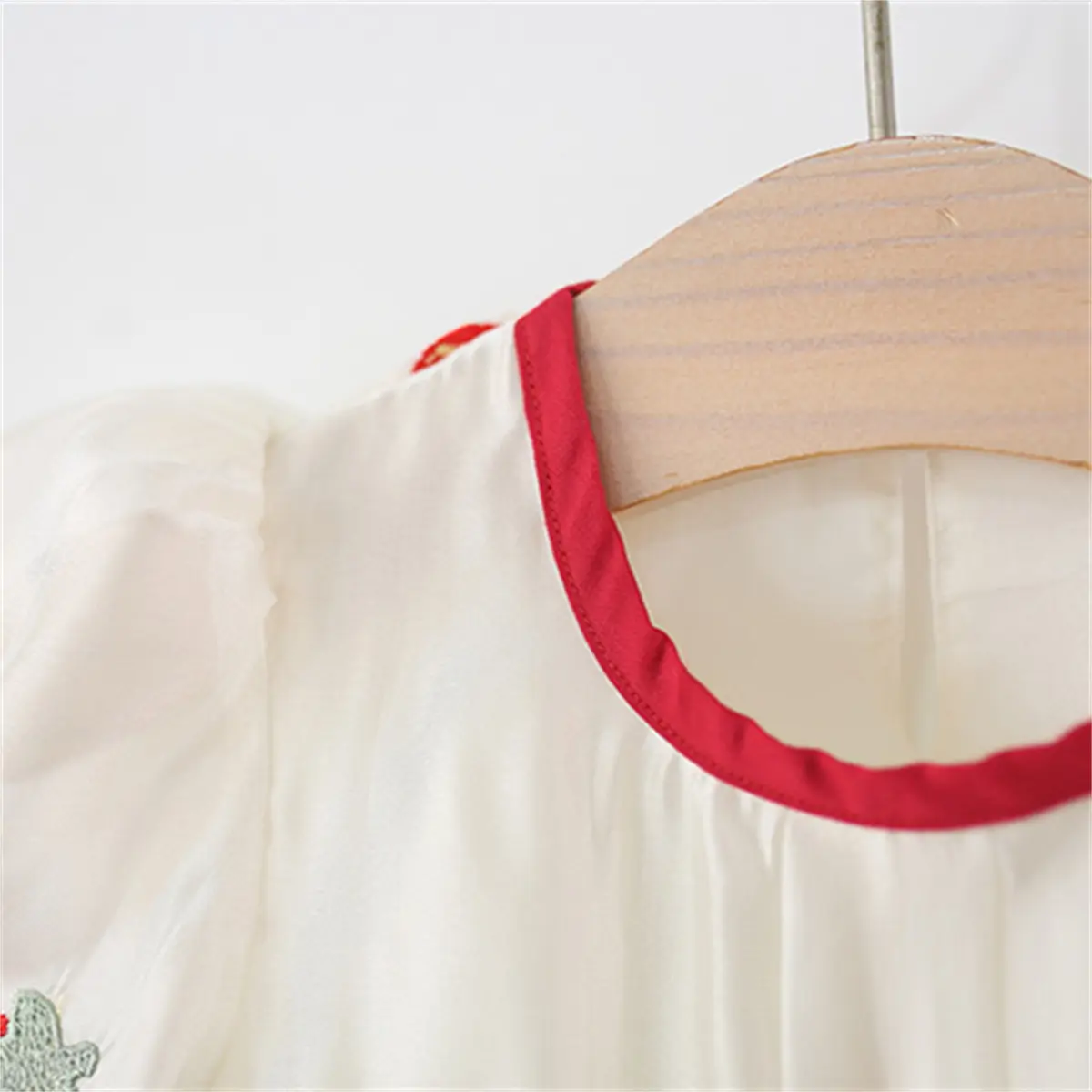 Baby Dresses Summer New Short Sleeved Toddler Dress Strawberry Embroidery Imitation Satin Round Neck Girl Clothing