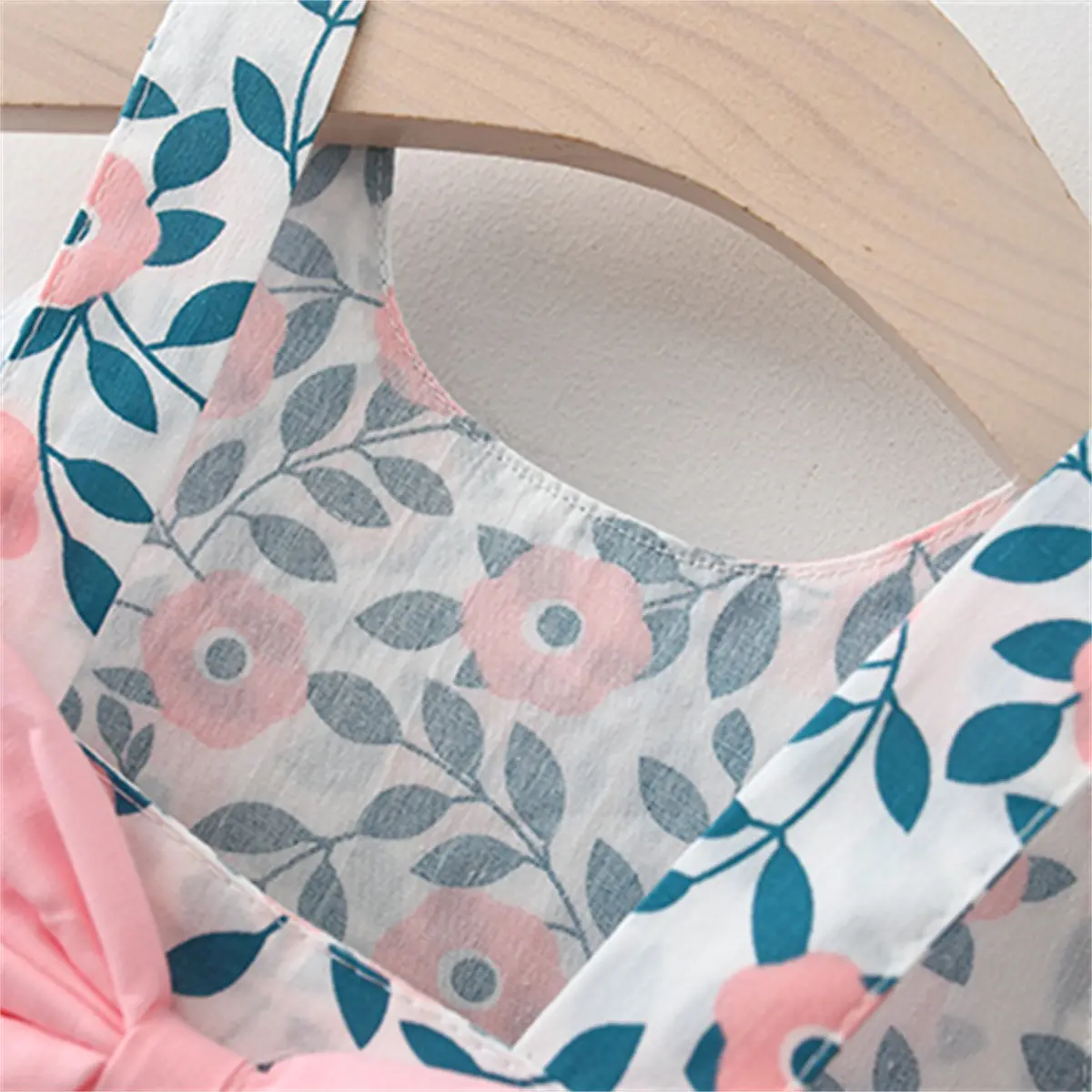 2-Piece Baby Suspender Dress+Sun Hat Girl'S Leaf Print Bow Sleeveless Cotton Beach Skirt Children'S Aesthetic Daily Clothes