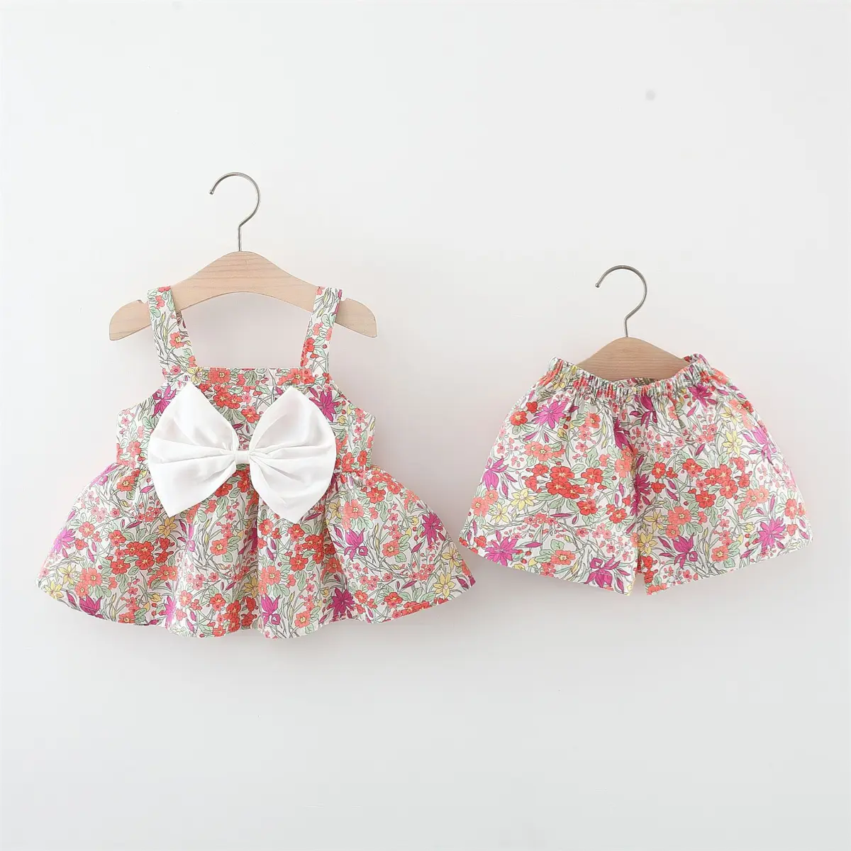 Summer Baby Set Cute Girl Beach 2-Piece Set Bow Tie Strap Fragmented Flower Top And Shorts Cool And Cute Children'S Wear