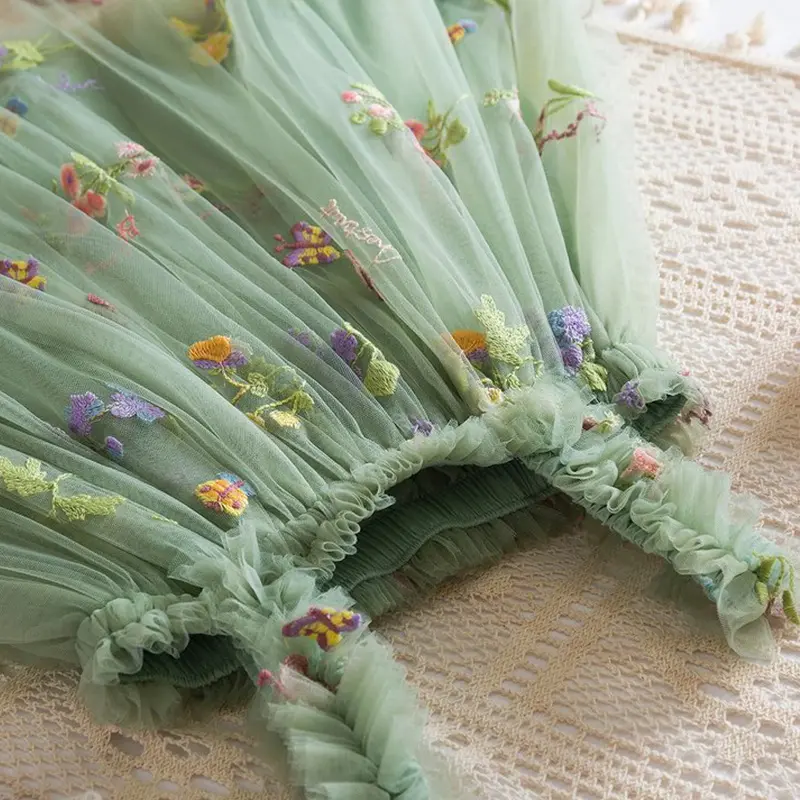Girls' mesh dress summer baby girl covered in flower embroidery green suspender mesh, beach princess dress
