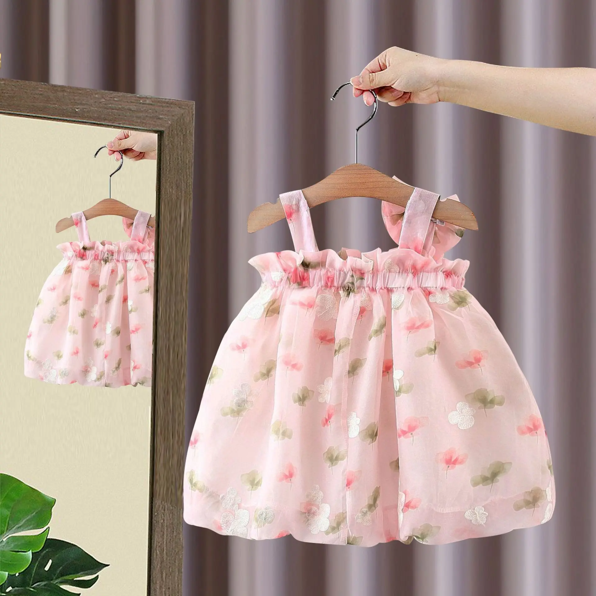 Children's dress summer 0-3 year old baby girl two three-dimensional flowers embroidered with suspender princess dress