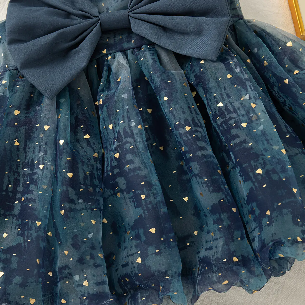 Baby Girl Dresses Summer New Sleeveless Ruffle Edge Baby Dress Mesh Starry Sky Sequins Sweet Bow Costumes For Girls